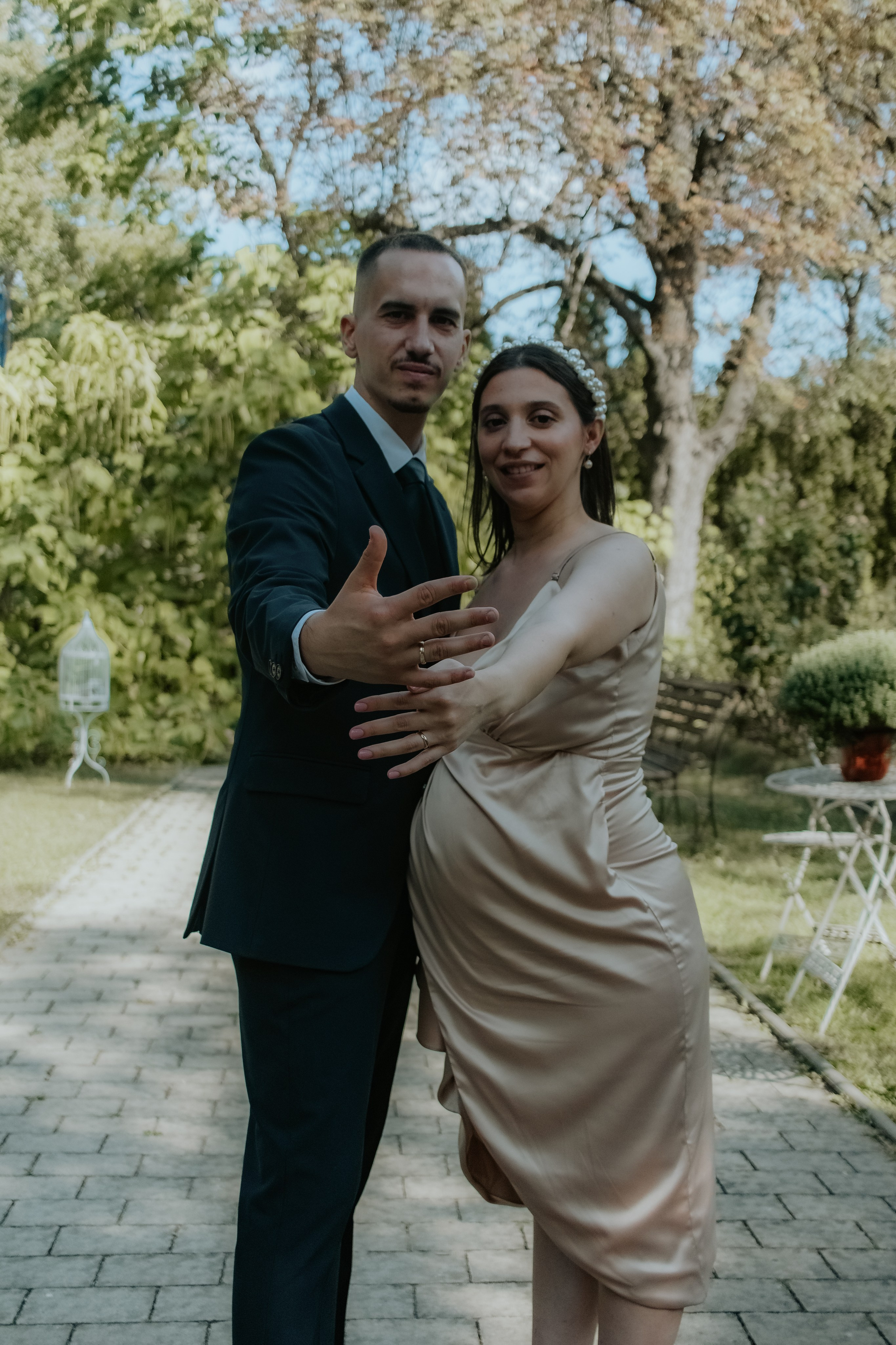 Ana & Alex. Fotograf si videograf — evenimente si studio