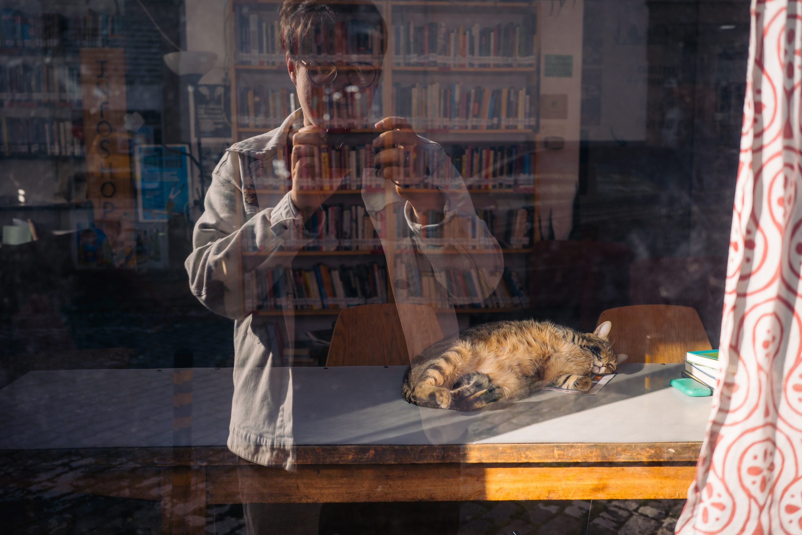 Street. Maria Sher. Professional photographer from Porto, Portugal