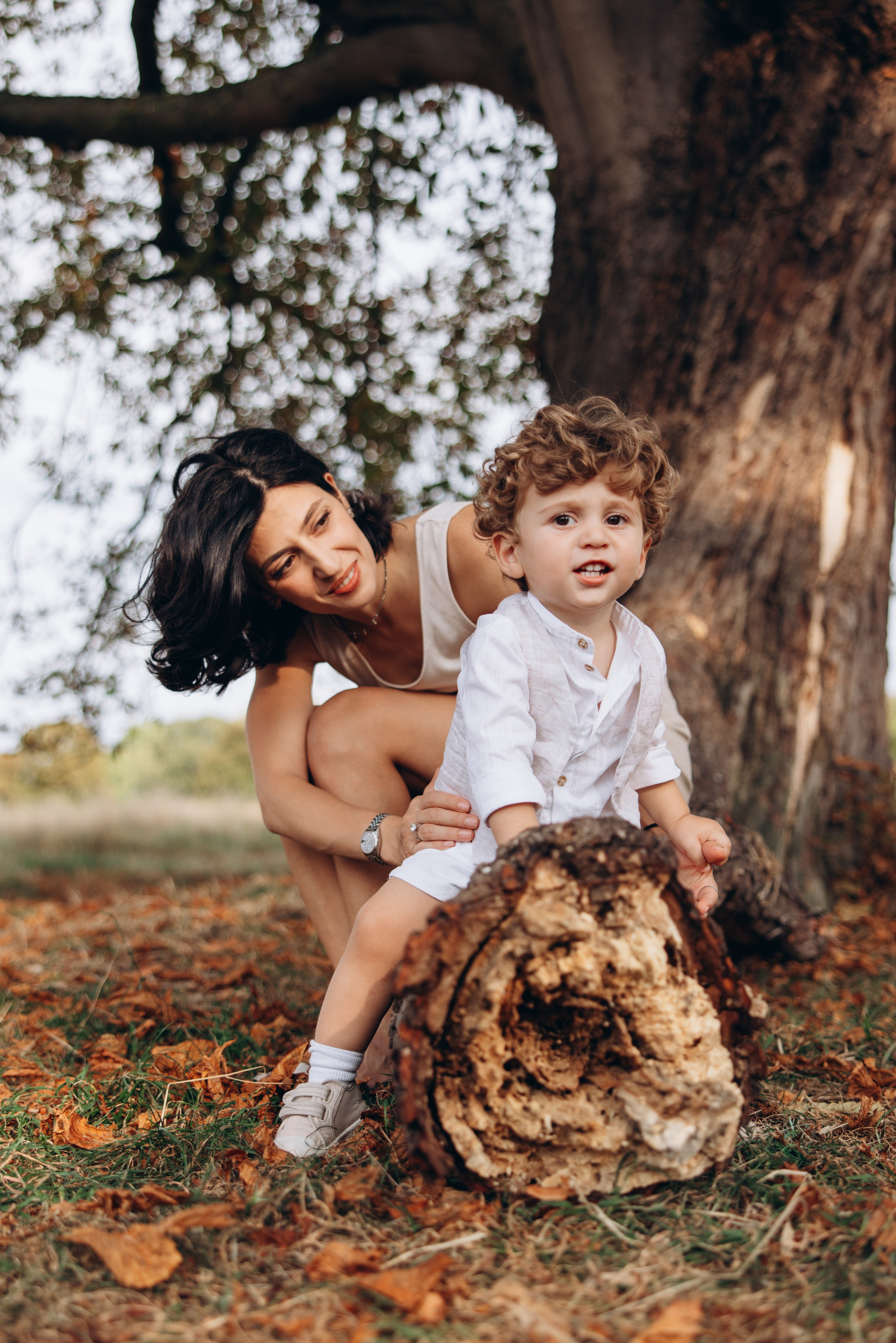 Valerik with parents (Hyde park). Anastasia Klink, Photographer in London
