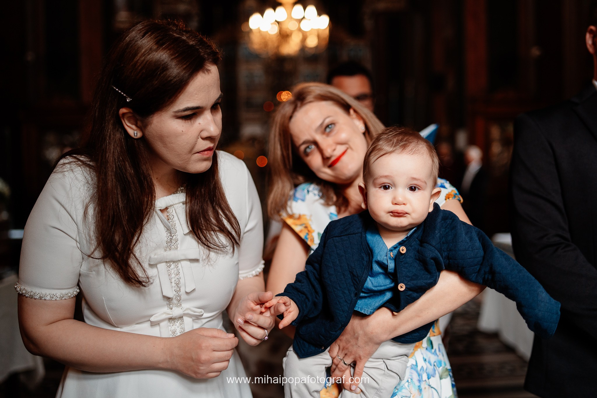 Fotograf de Botez în Bucuresti- Mihai Popa Fotograf. Fotograf Nuntă & Botez București - Mihai Popa | Dincolo de oameni, imortalizez emoții!