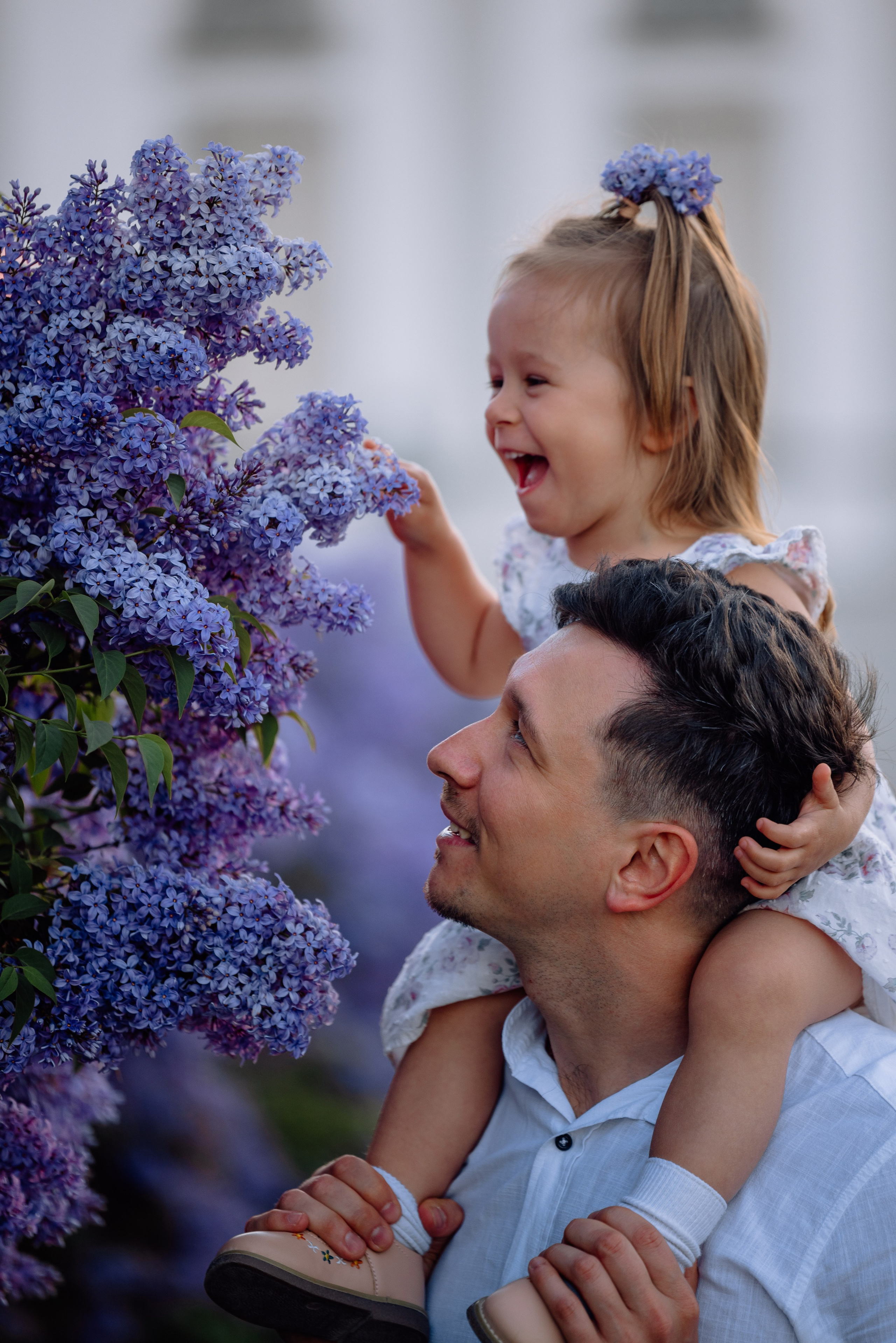 Schloss Nymphenburg: Mama, Papa und ein süßes Mädchen. Hochzeitsfotograf München Taufe Familienfotograf Tanja Mauke