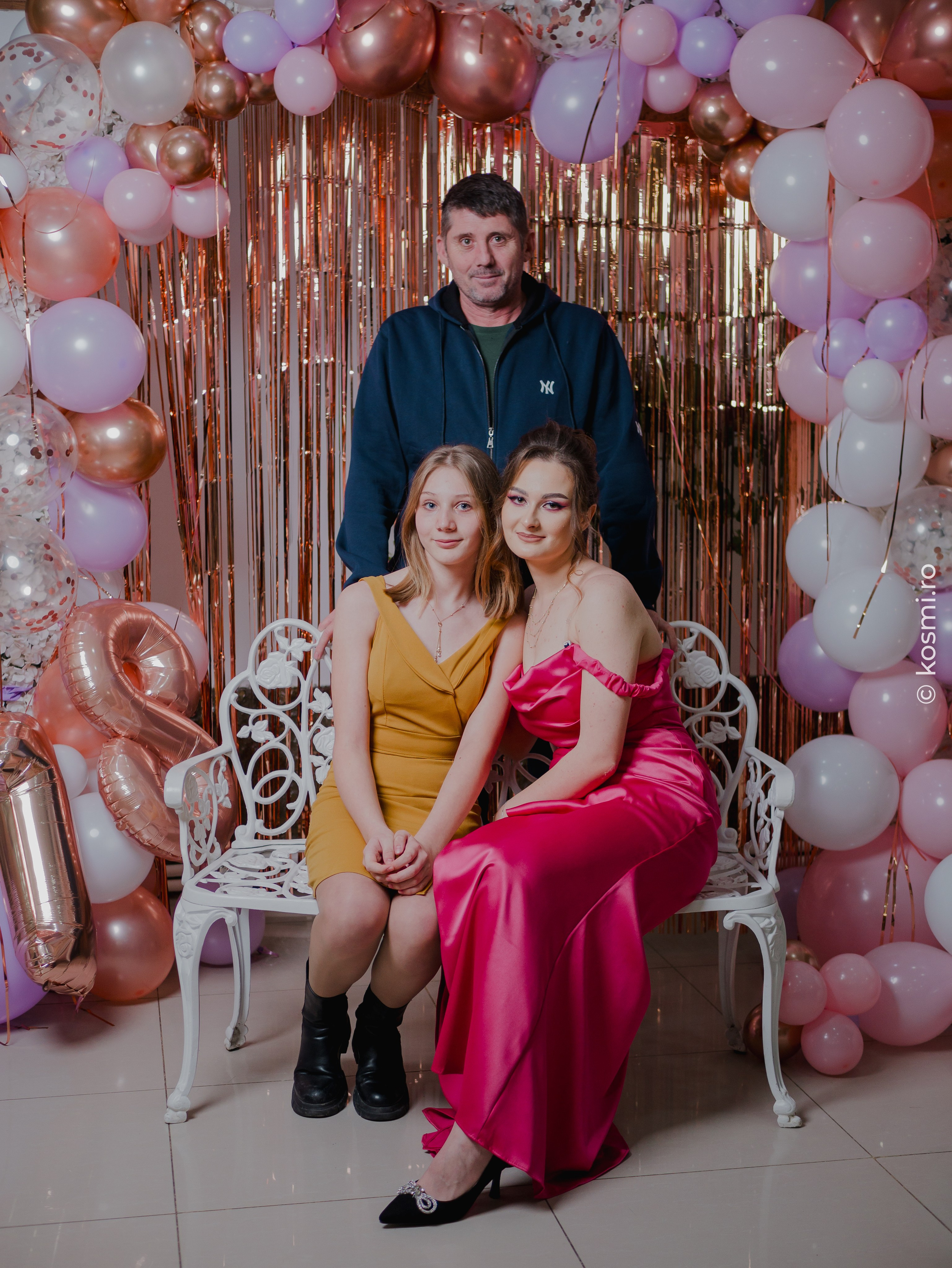 Majorat Andreea. Kosmi