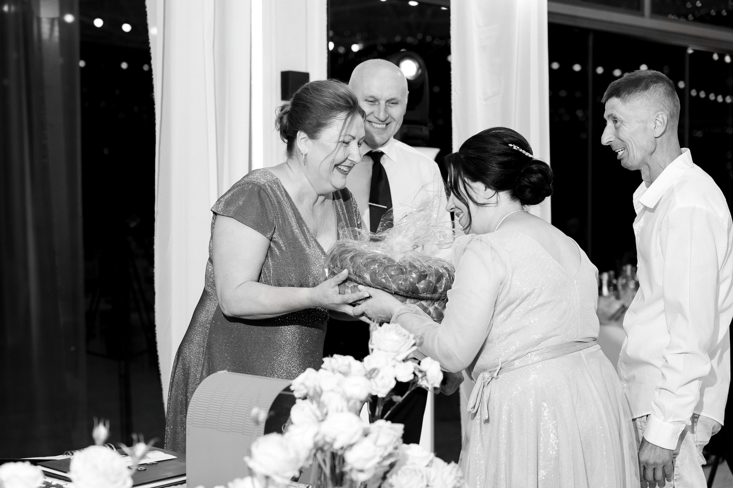 Florin & Corina — Complexul Turistic Costesti — Wedding Day. Servicii Foto și Video 067188353