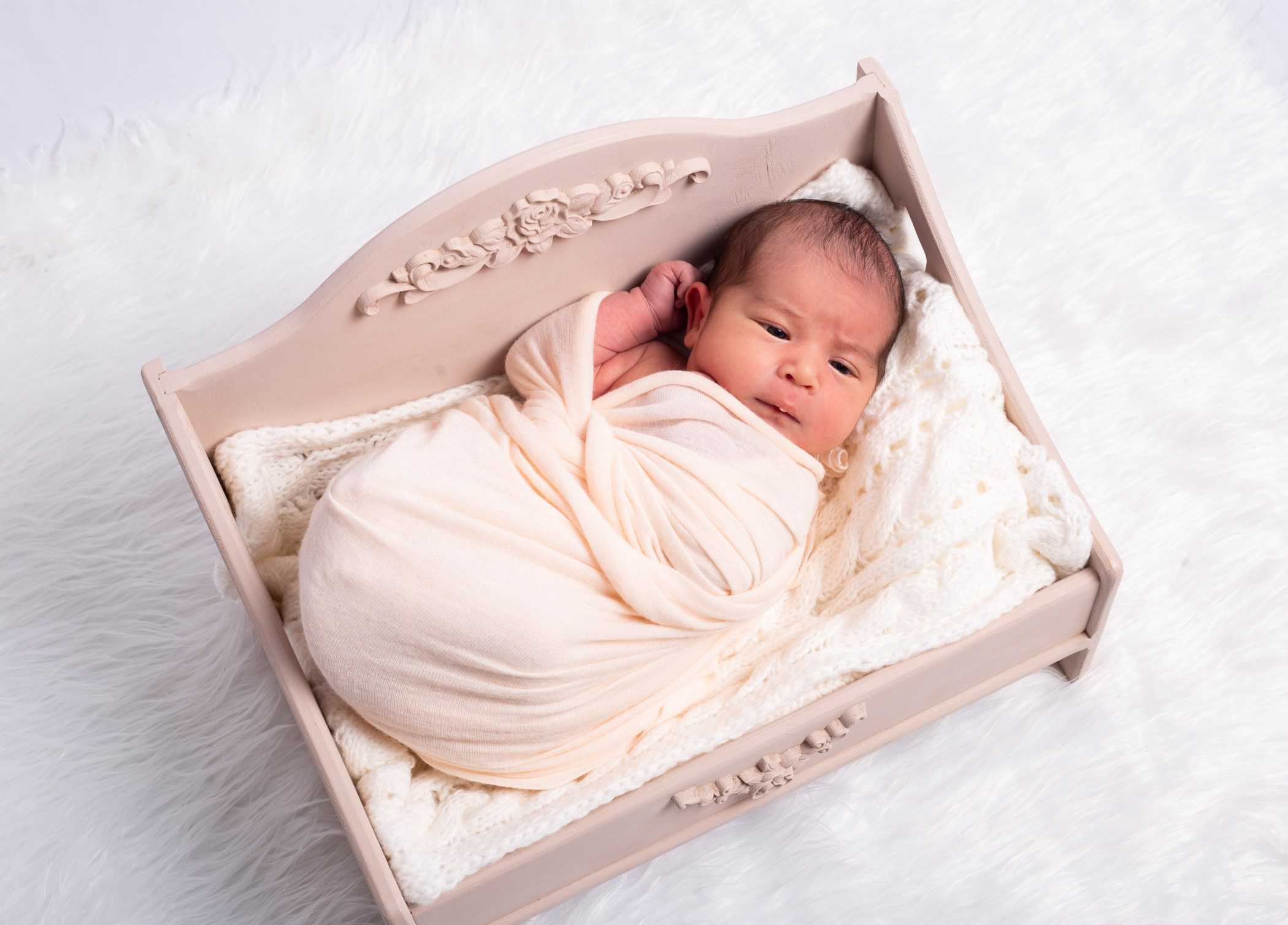 Vestuario Newborn. Фотограф в Матаро, Барселона. Евгения Шихина