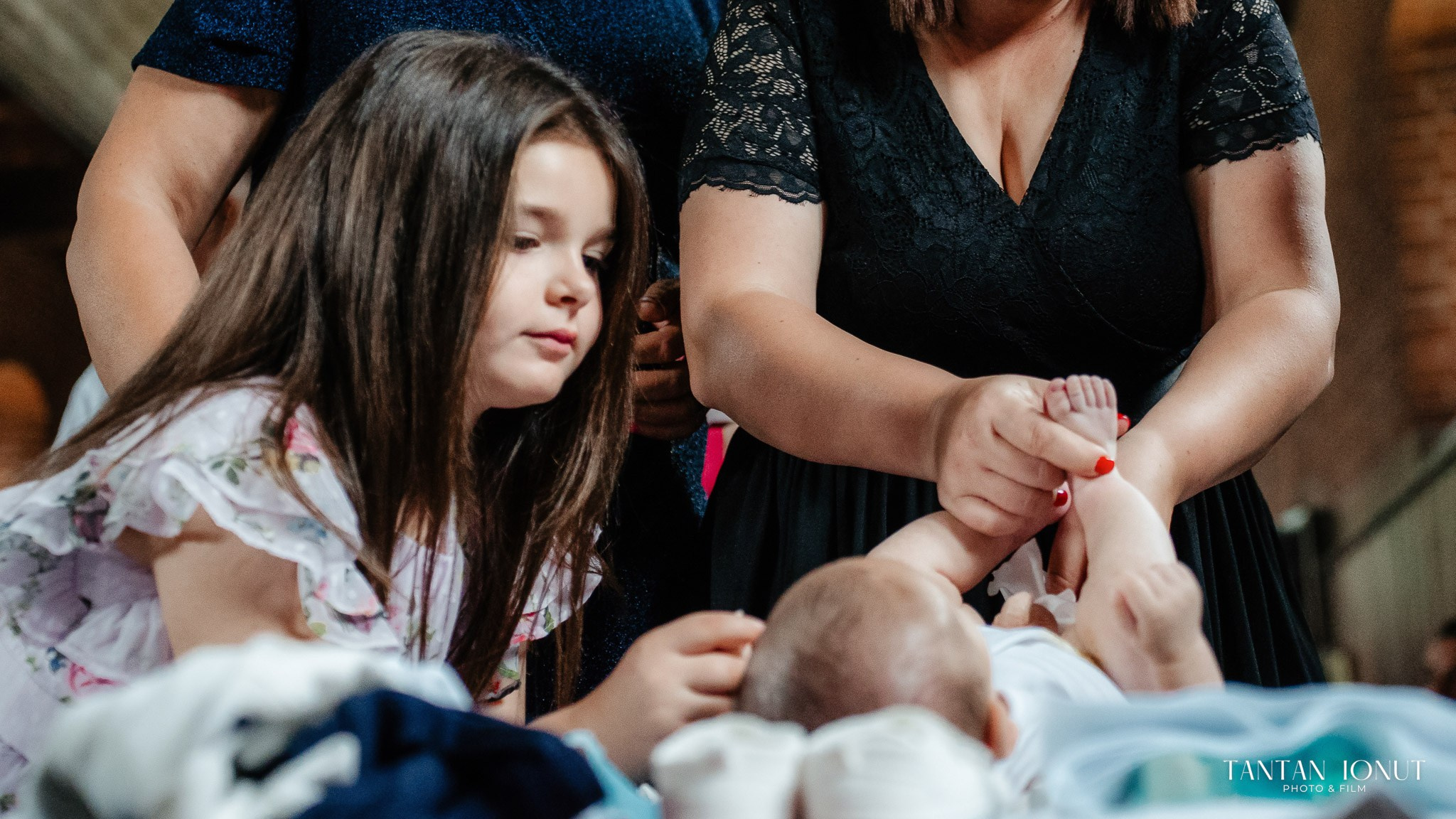Amintiri de Neuitat la Botez - Ionut Tantan Foto & Film. TANTAN IONUT FOTO & FILM