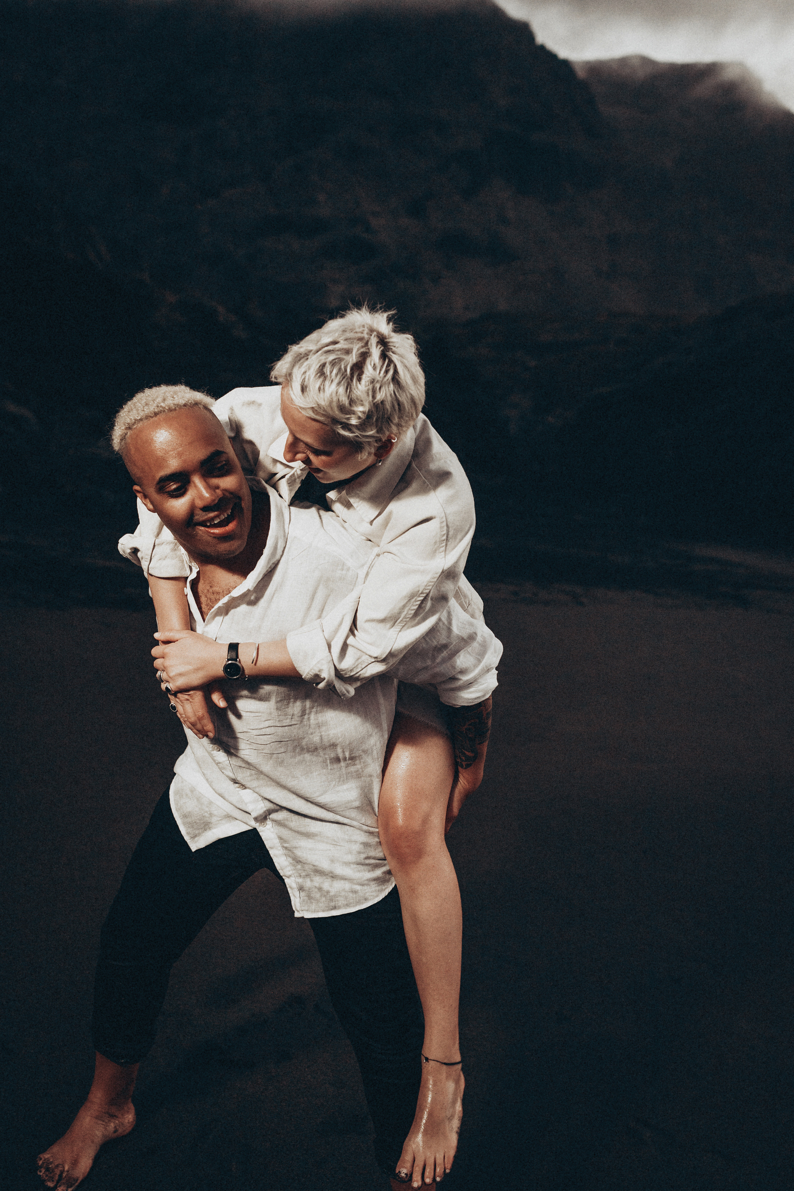 Sasha & Henry. Photographer Tenerife Edgar Zubarev