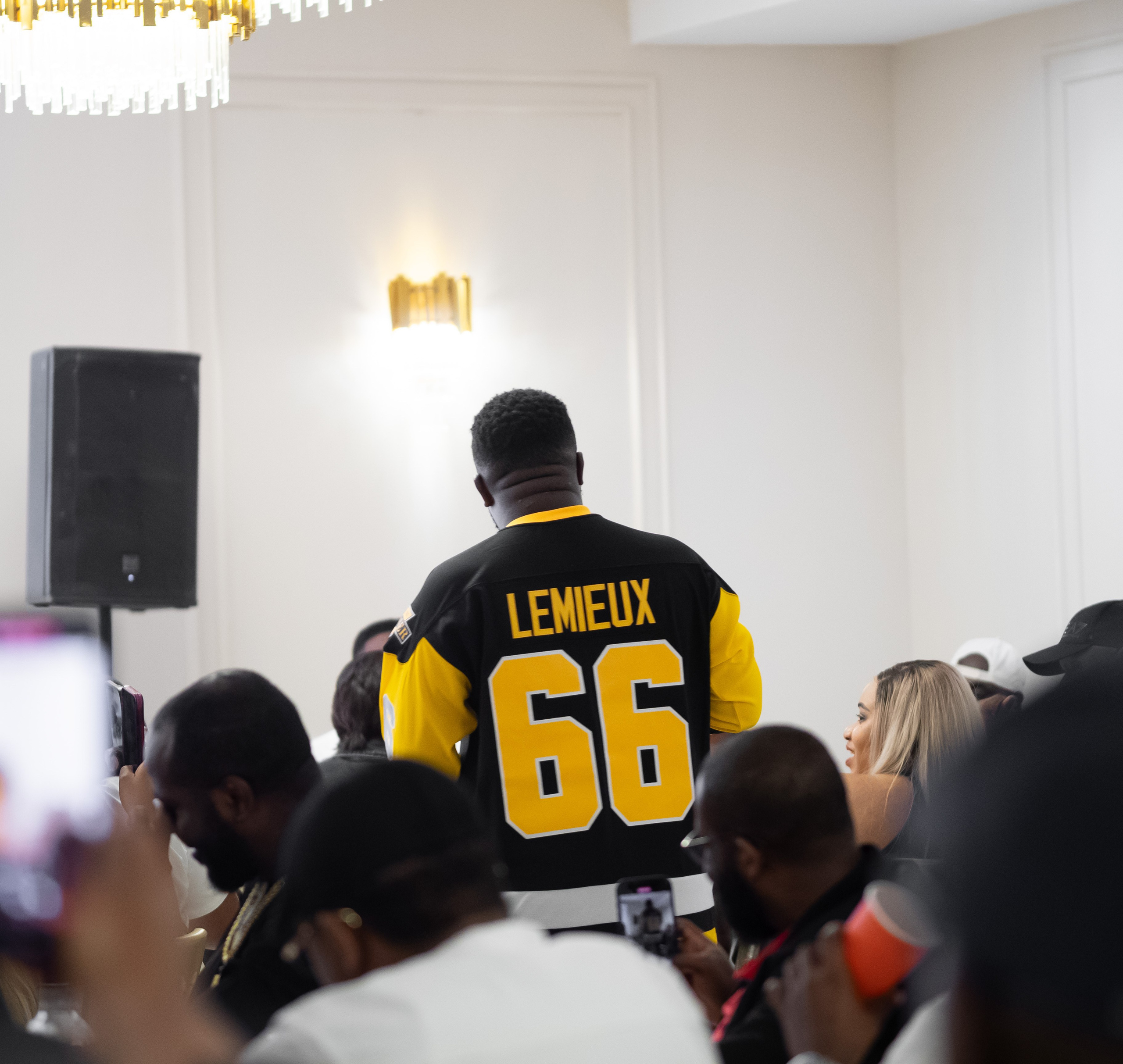 Sabinus Live in Birmingham. Sola SLY | London Photographer and Videographer