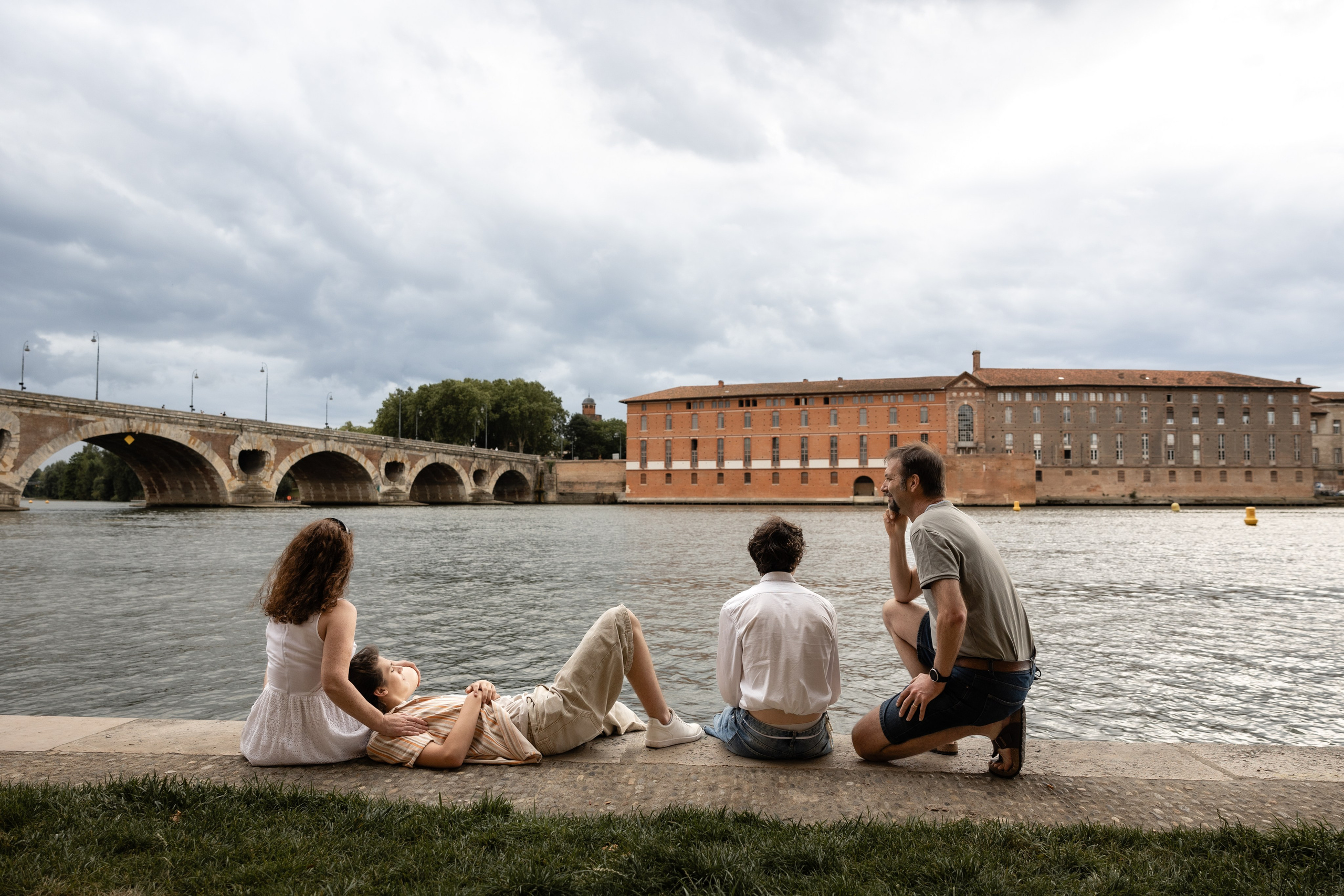 Семейная фотосессия с подростками в Тулузе. Евгения Смирнова — фотограф в Тулузе и юго-западной Франции