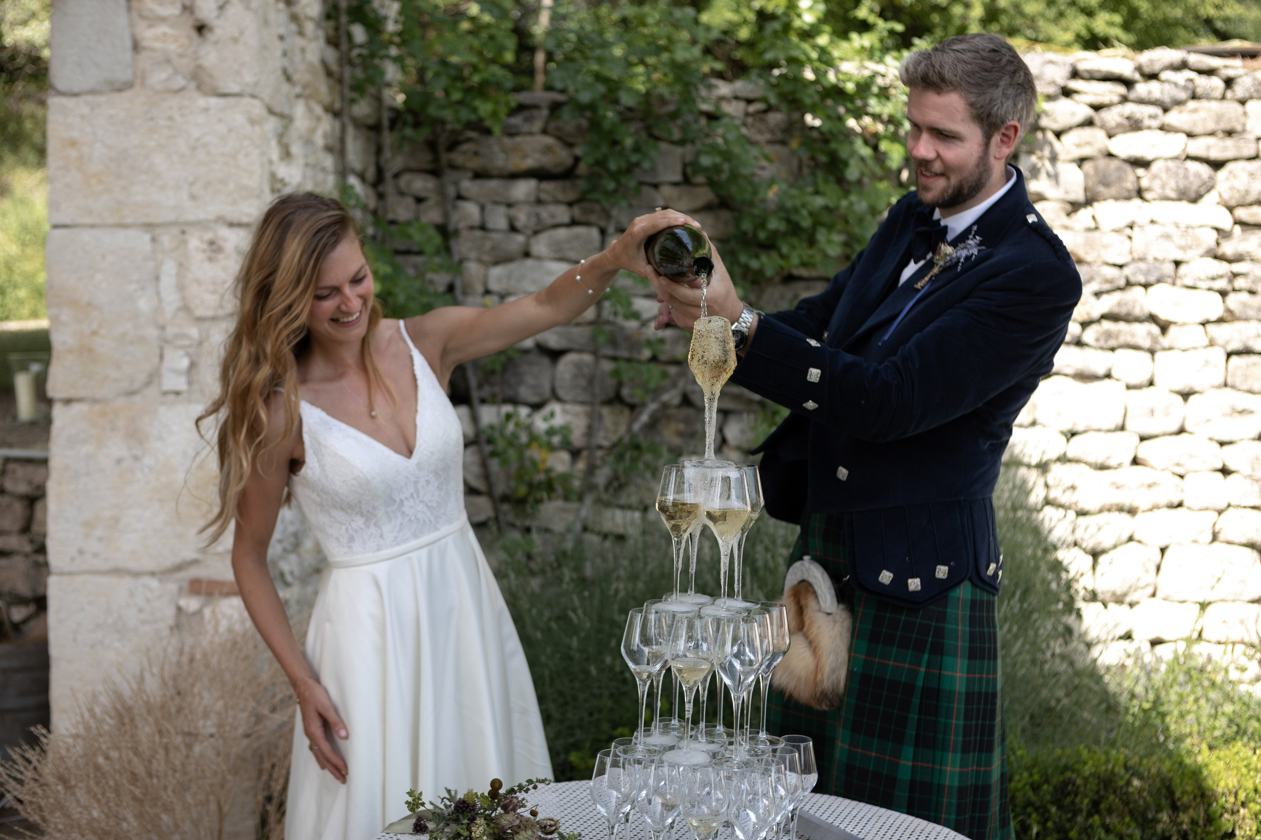 Mariage anglo-écossais à Souquet Hall, Aquitaine, France. Eugénie Smirnova — Photographe à Toulouse et dans le Sud-Ouest