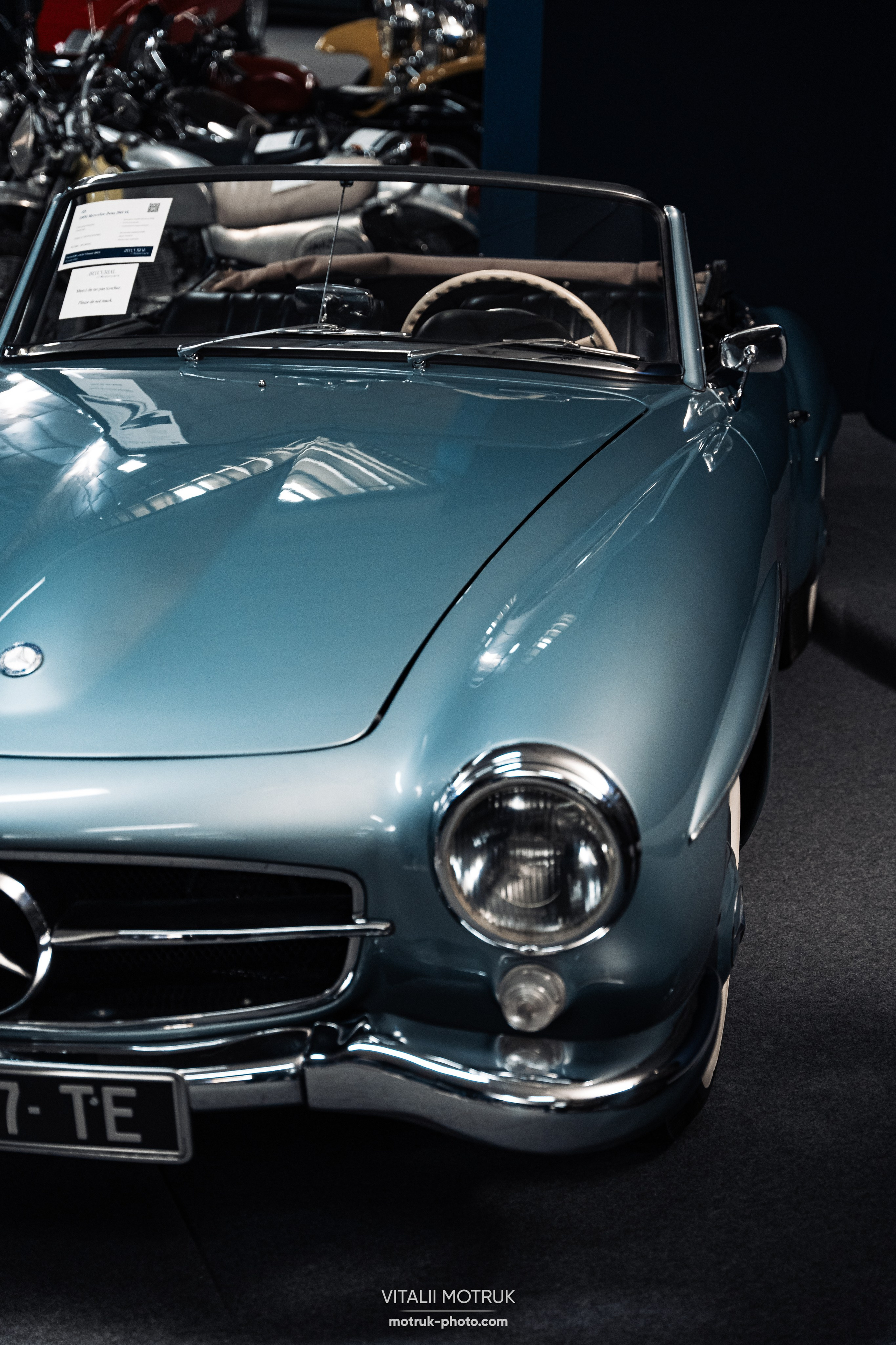 Artcurial Motorcars 2024. Photographe de voitures à Paris — Vitalii Motruk