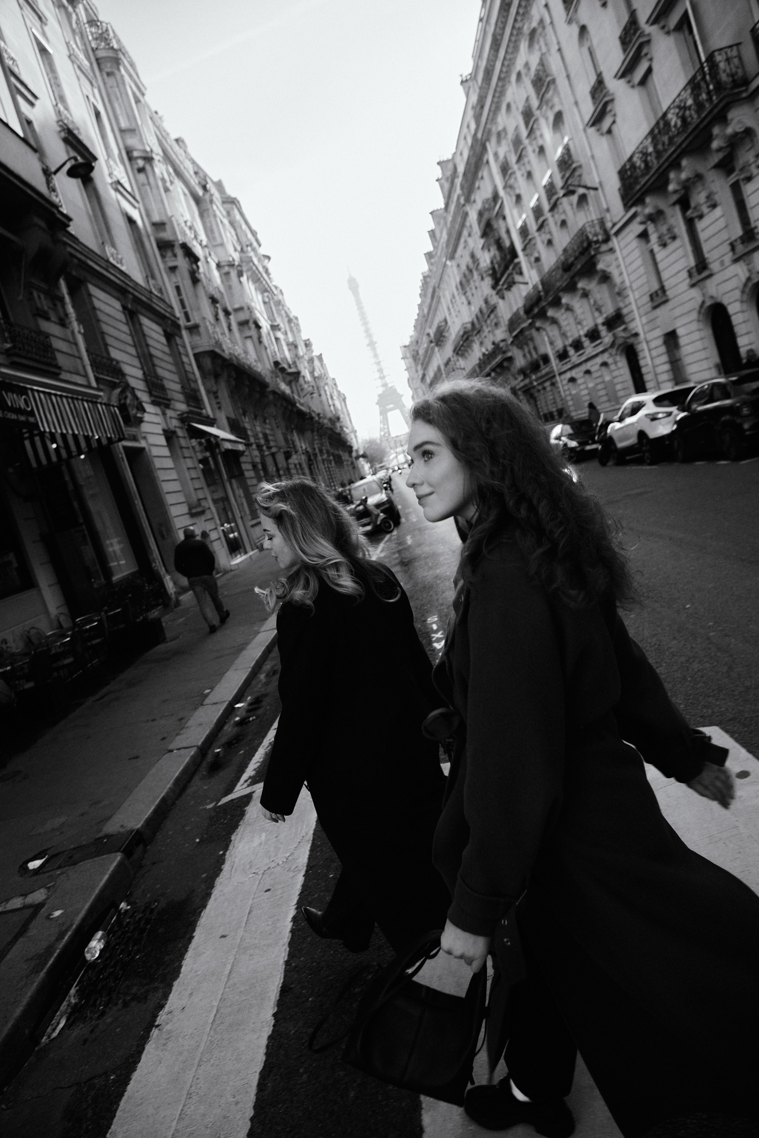 Friends. Photographer in Paris