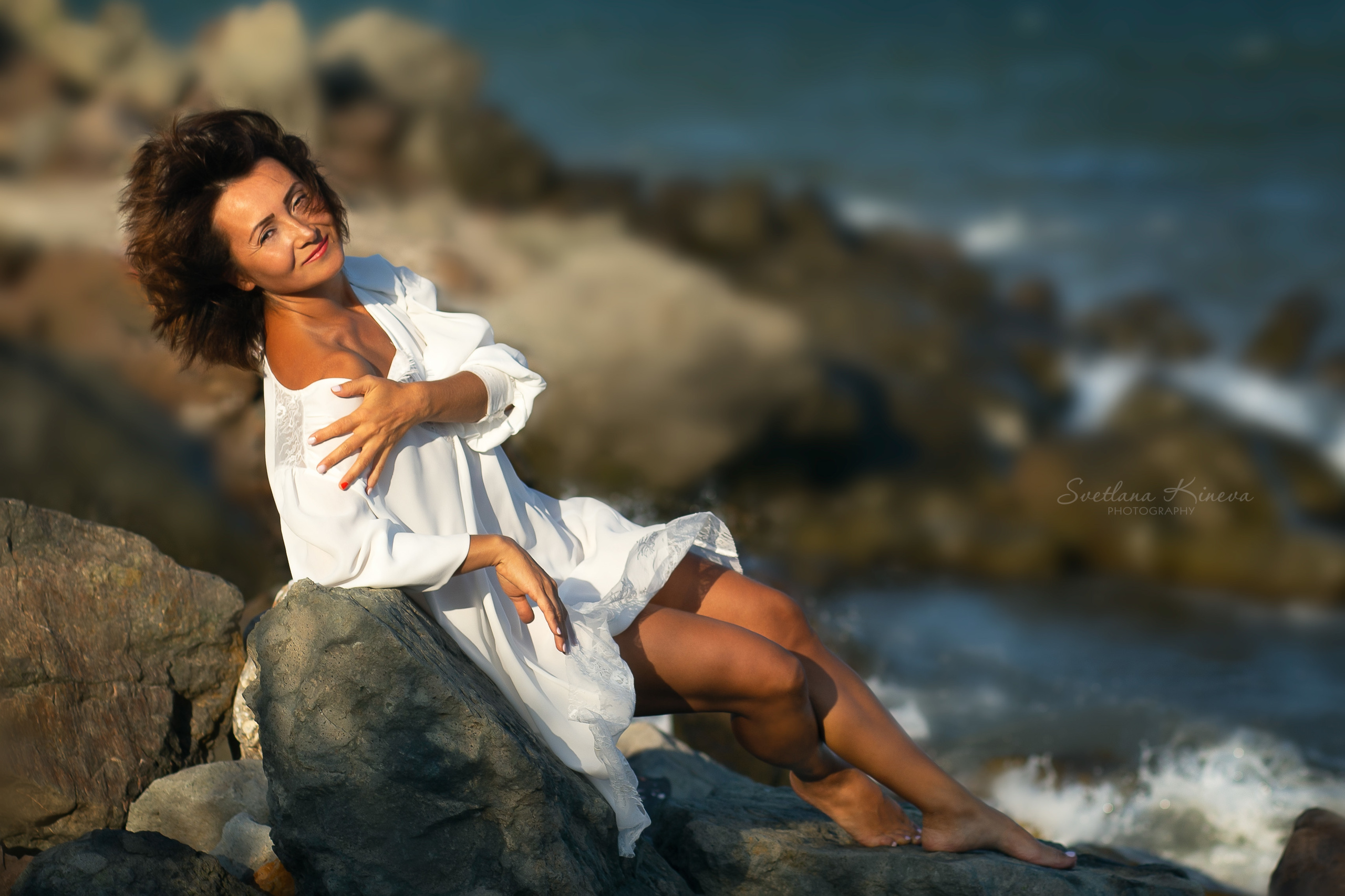 Уникални портрети от гланцево списание. Фотограф Бургас. Фотосесии в студио и на открито, портрети, заснемане