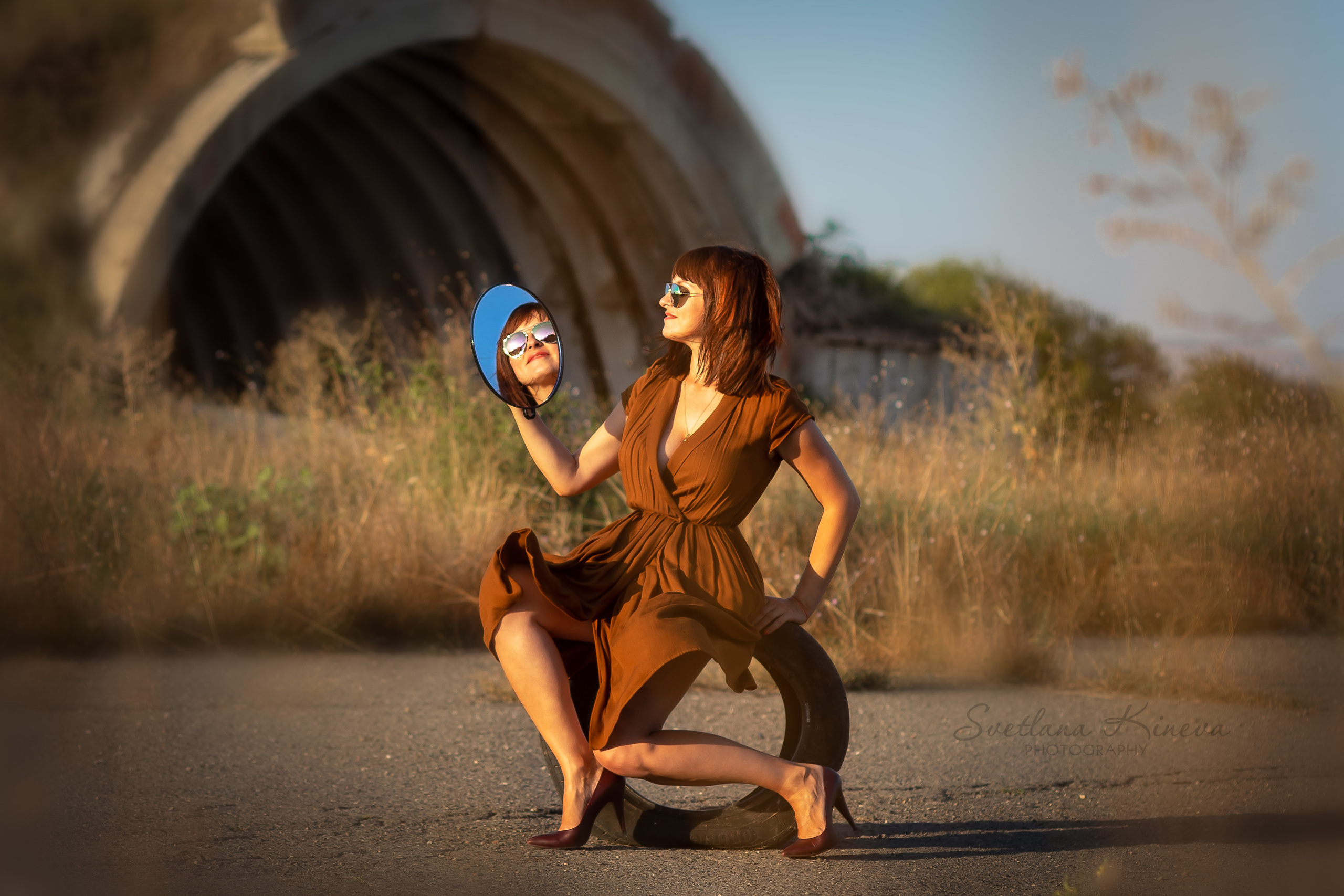 Уникални портрети от гланцево списание. Фотограф Бургас. Фотосесии в студио и на открито, портрети, заснемане