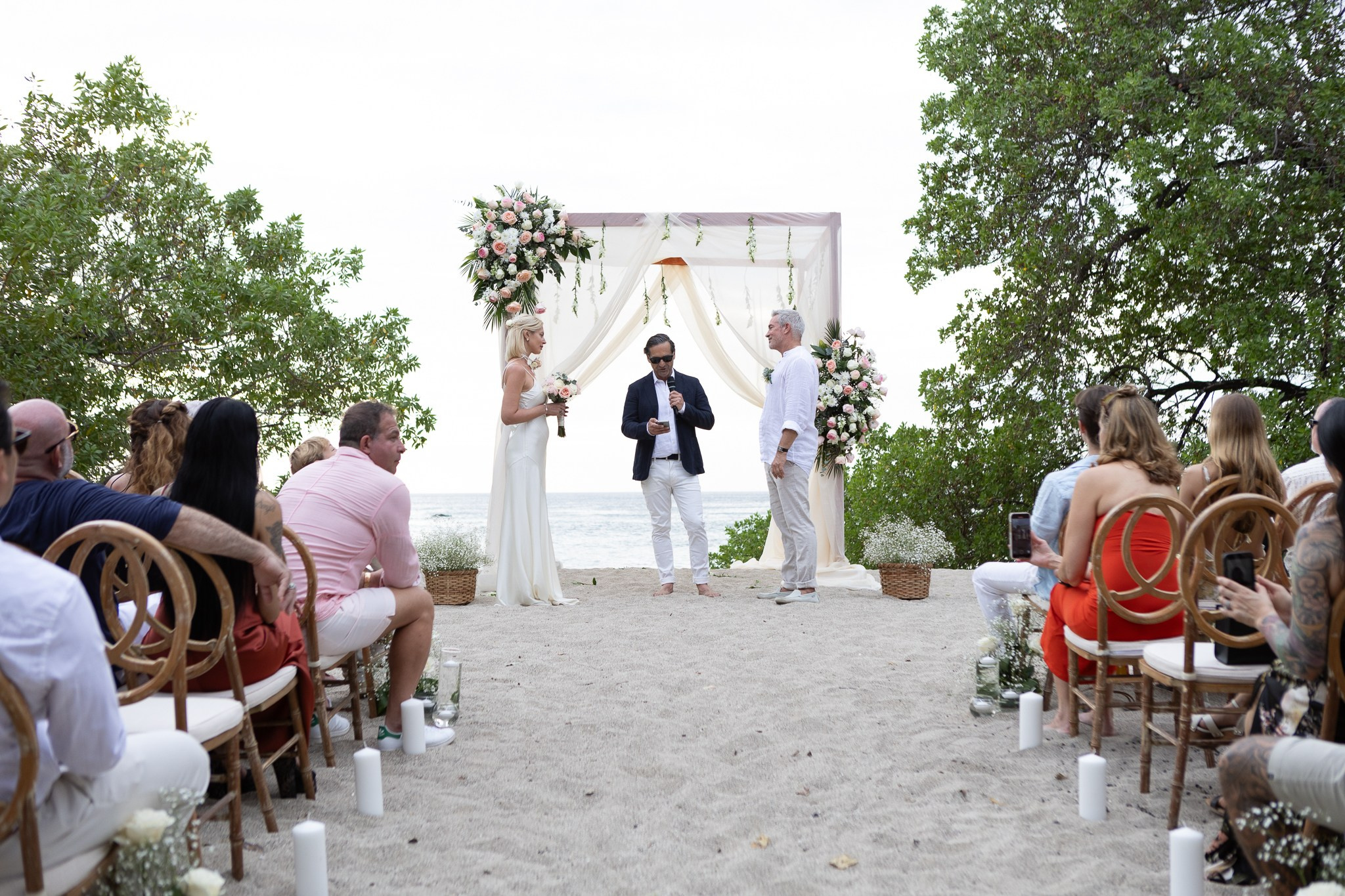 K & R — Pinilla, Costa Rica. Destination wedding photographer, based in Munich — Valeria Berk