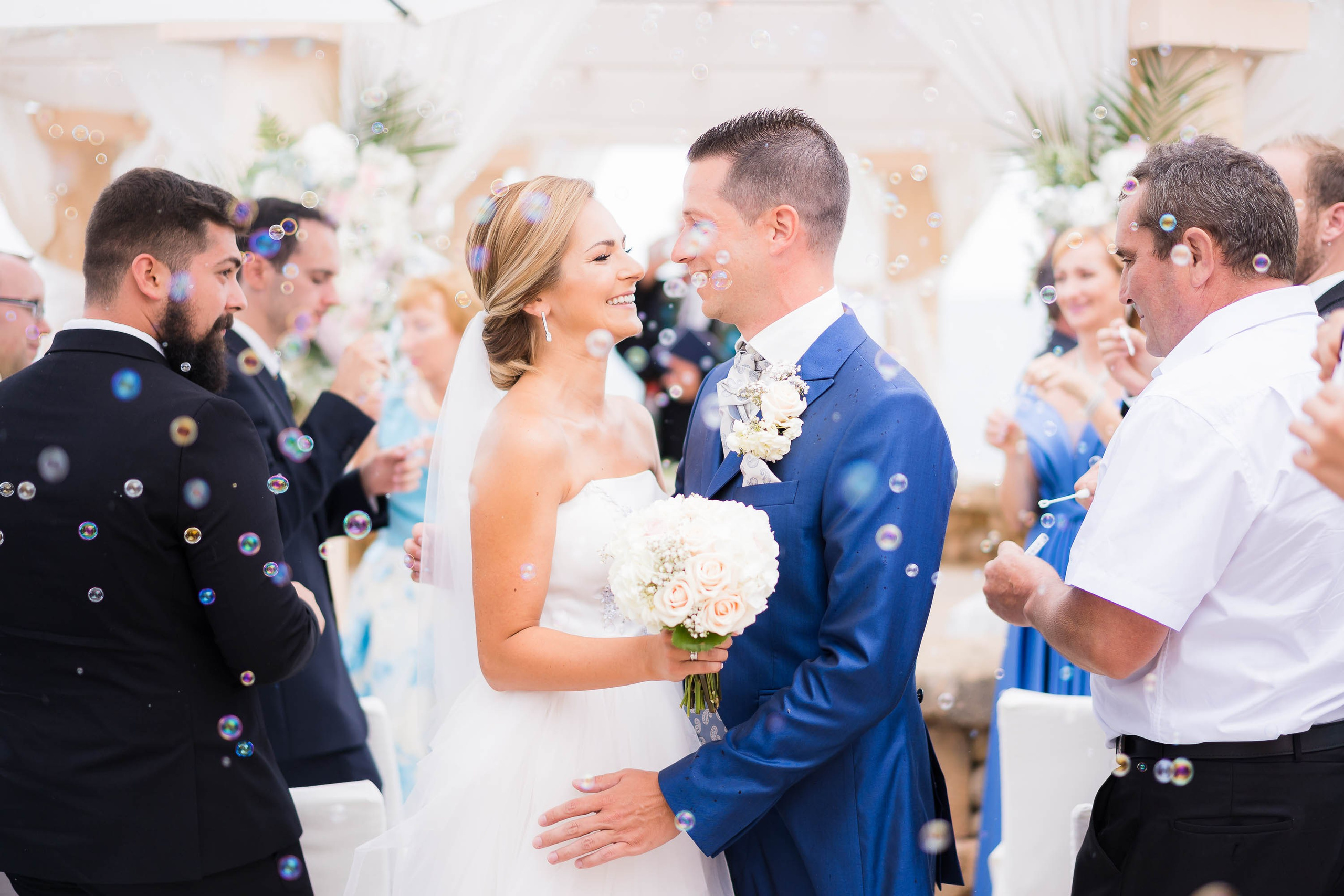 Bubbles at your Wedding Ceremony is a perfect option to say welcome married couple