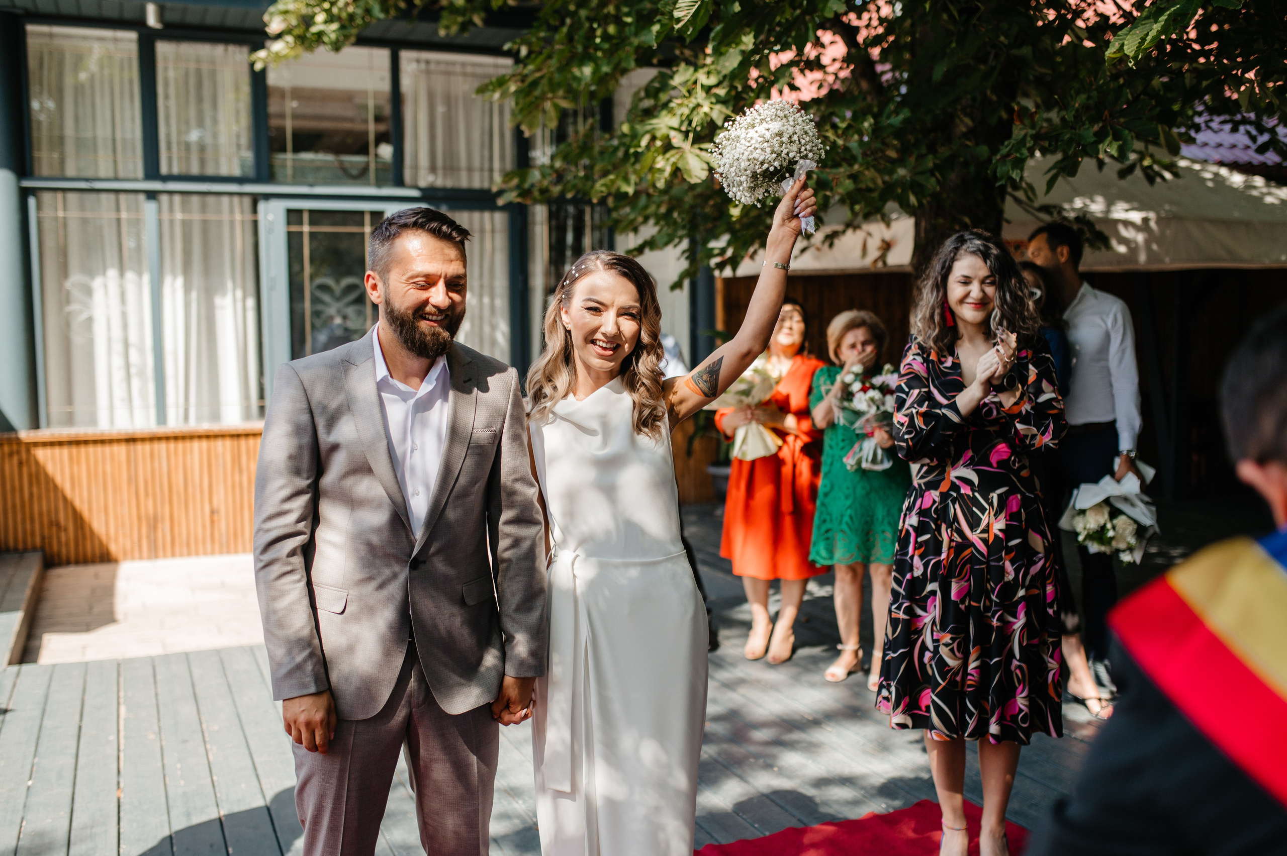 Cununie civila in aer liber si sedinta foto de cuplu. Proud Vision Weddings | Wedding Photography & Film — Servicii profesionale Foto Video Nunta Iasi