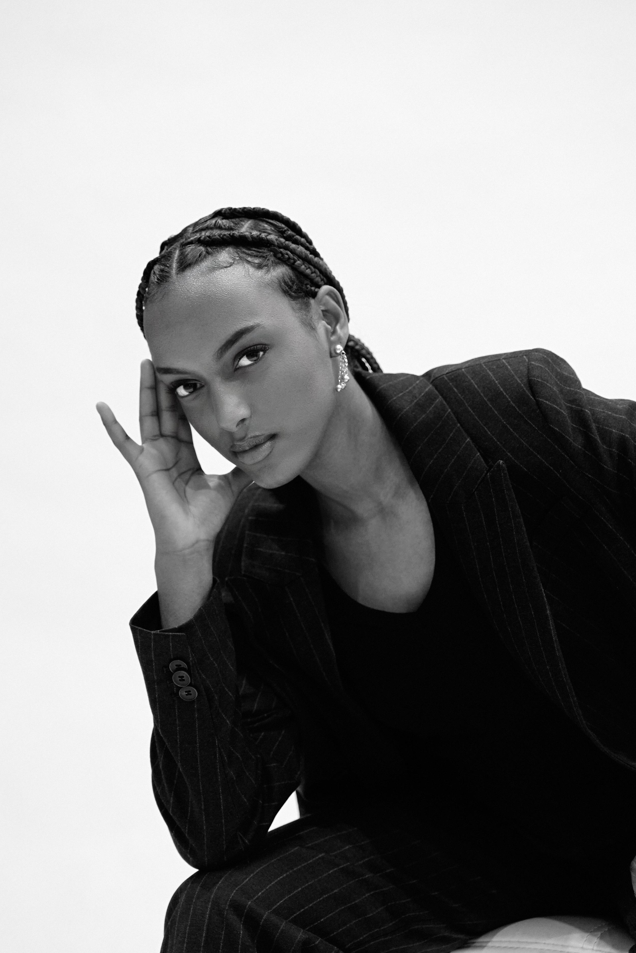 Tiana Mubo | Photographer & Creative Director | Berlin