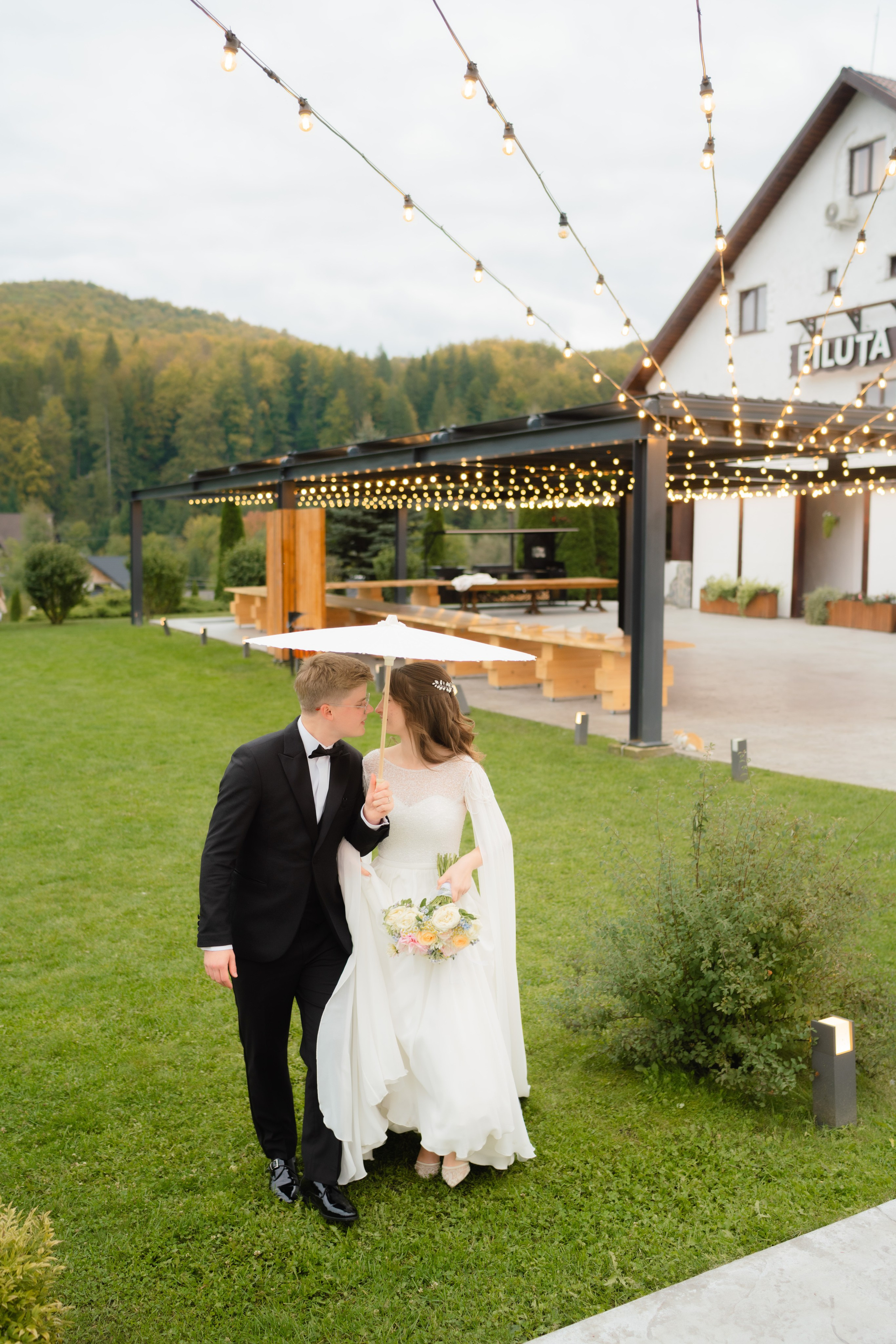 Miruna | Ruben Preview. Main