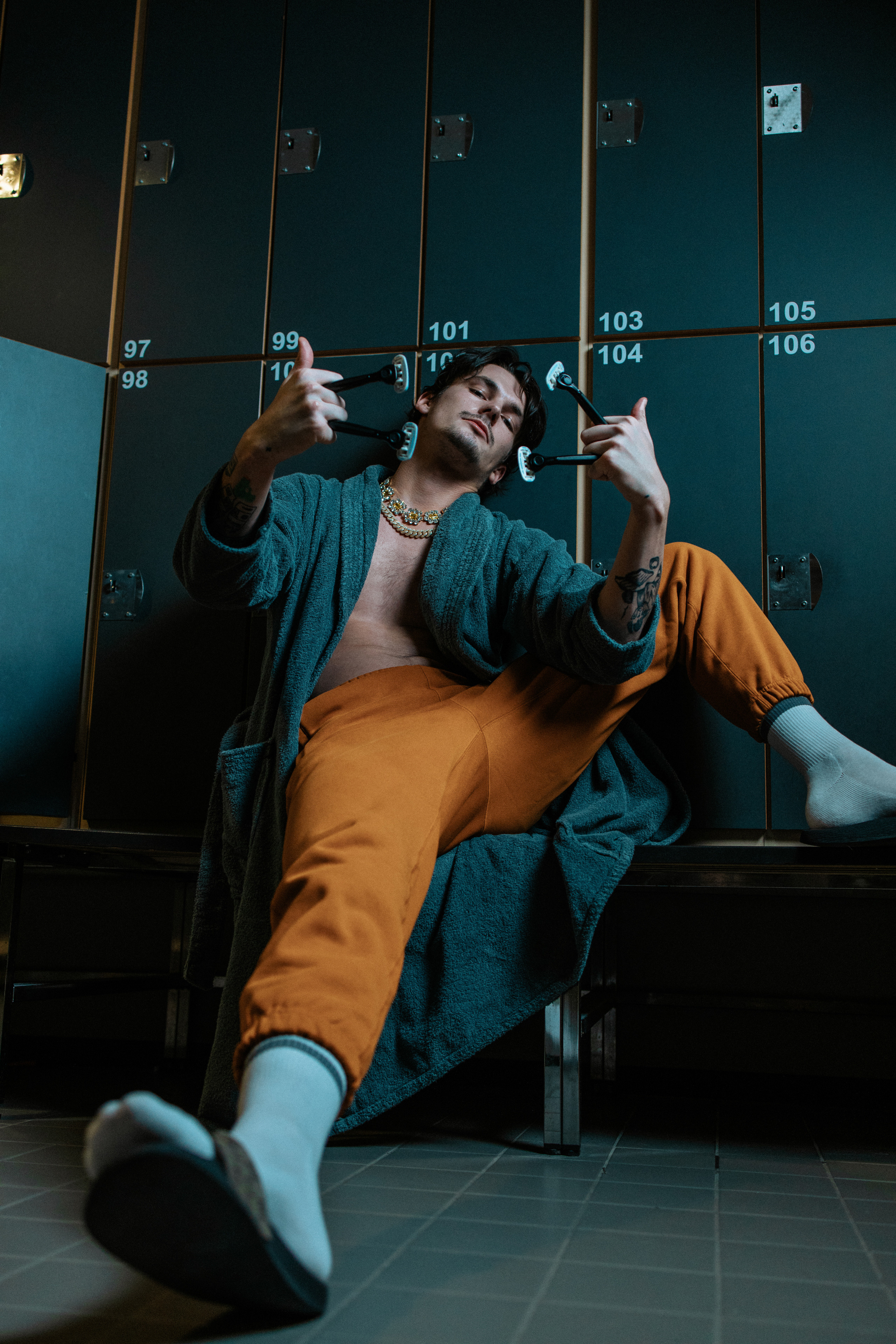 RA-ZR. Nelly Oz Photography