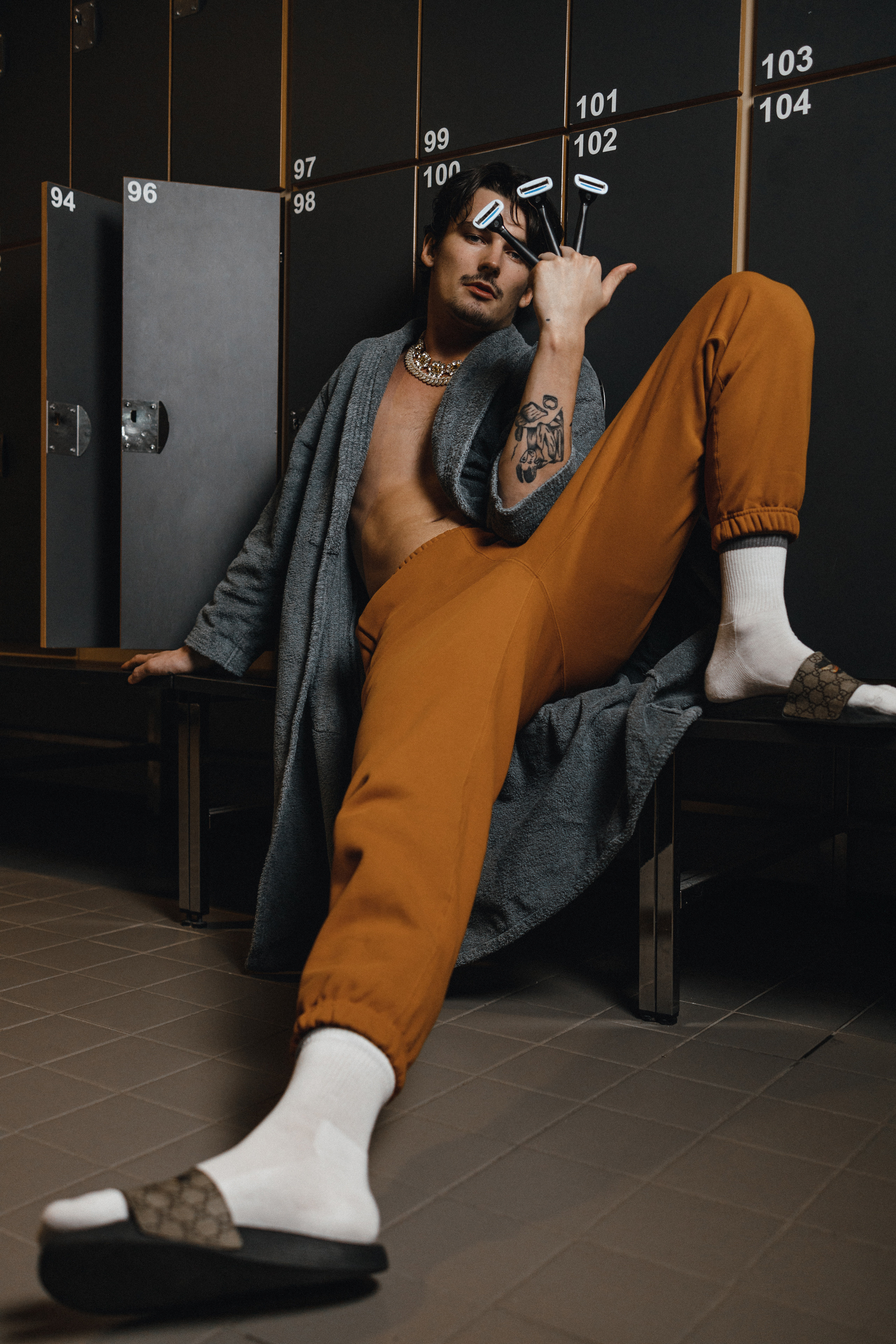 RA-ZR. Nelly Oz Photography