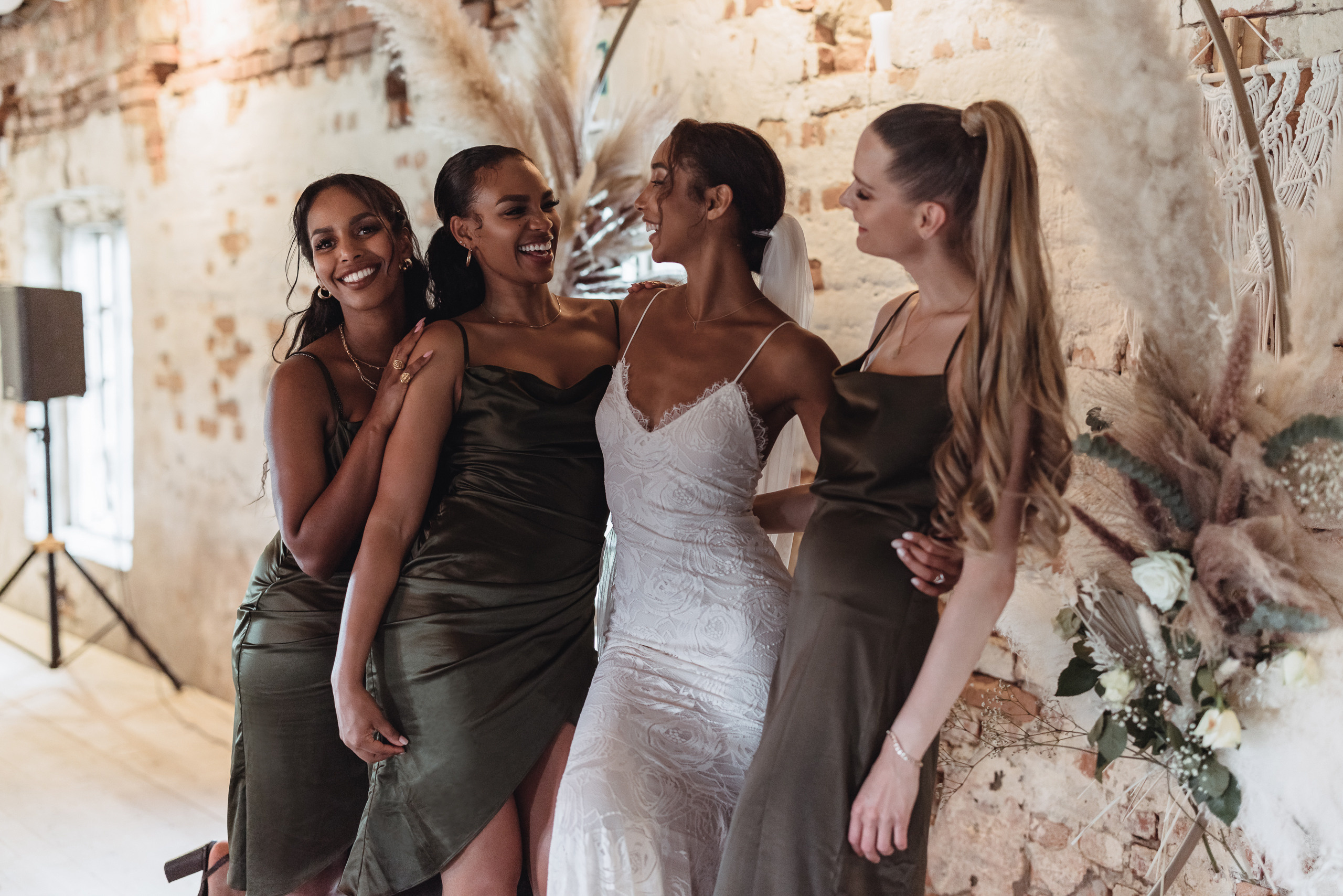 SARAH & BARTOSZ. Nelly Oz Photography