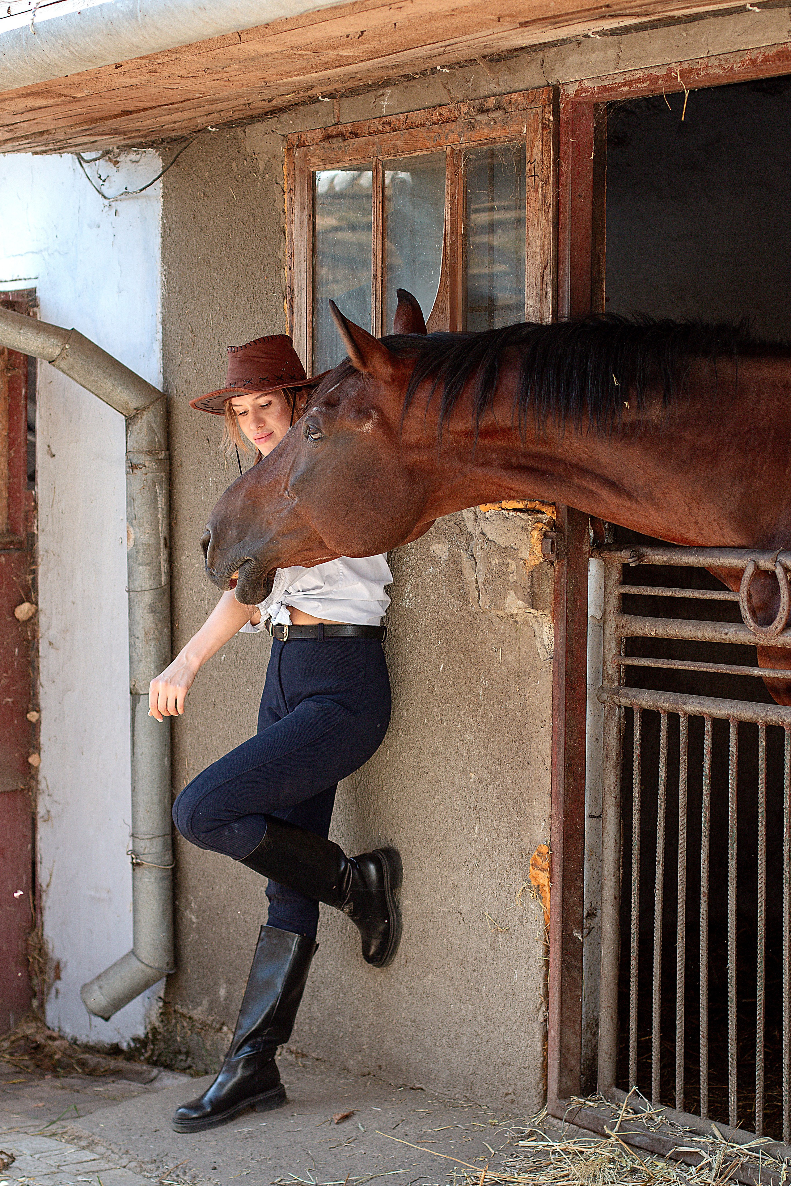 Конюшня. Детский и семейный фотограф в г. Бельцы