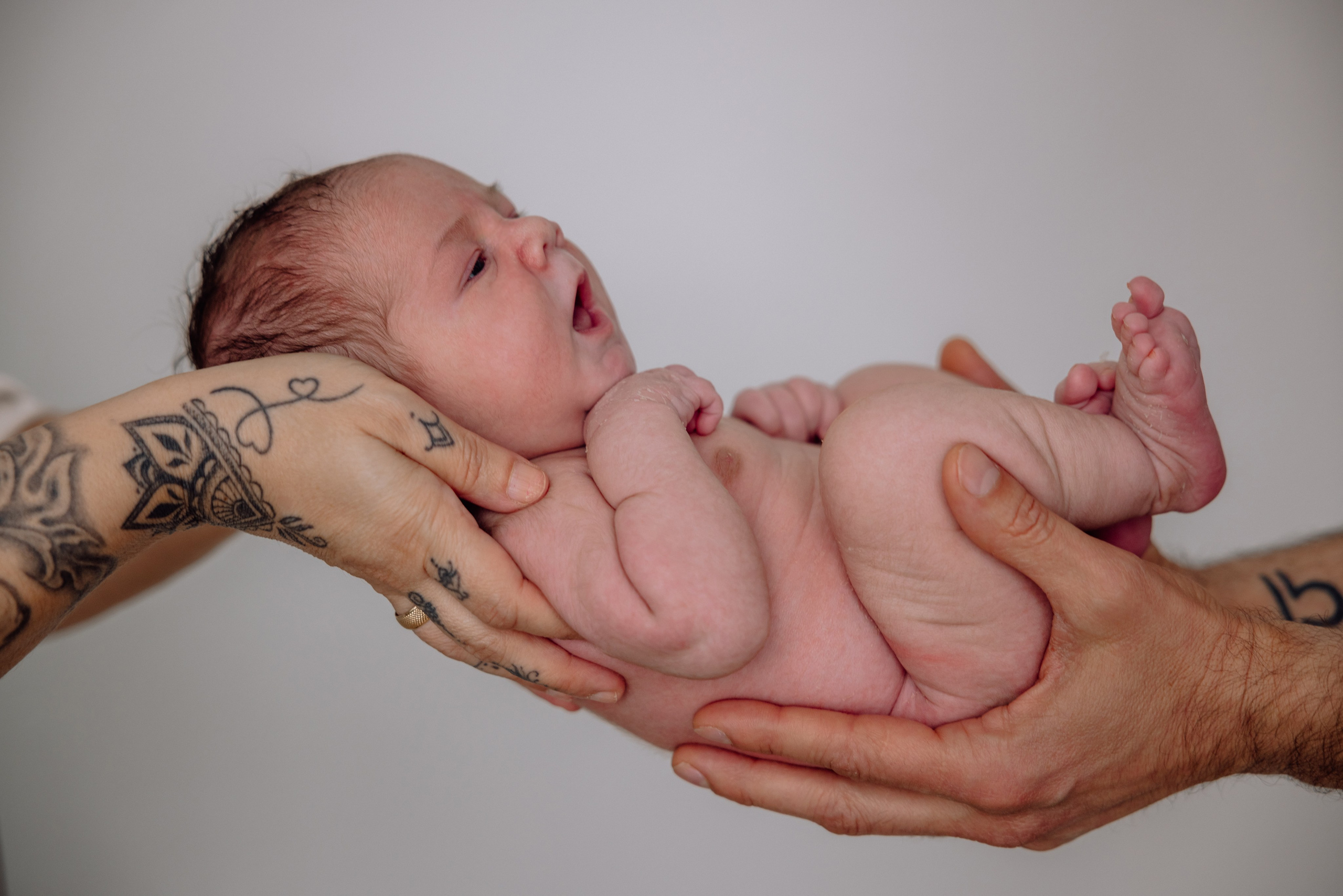 Neugeborene (klassisch). Hochzeitsfotograf München Taufe Familienfotograf Tanja Mauke