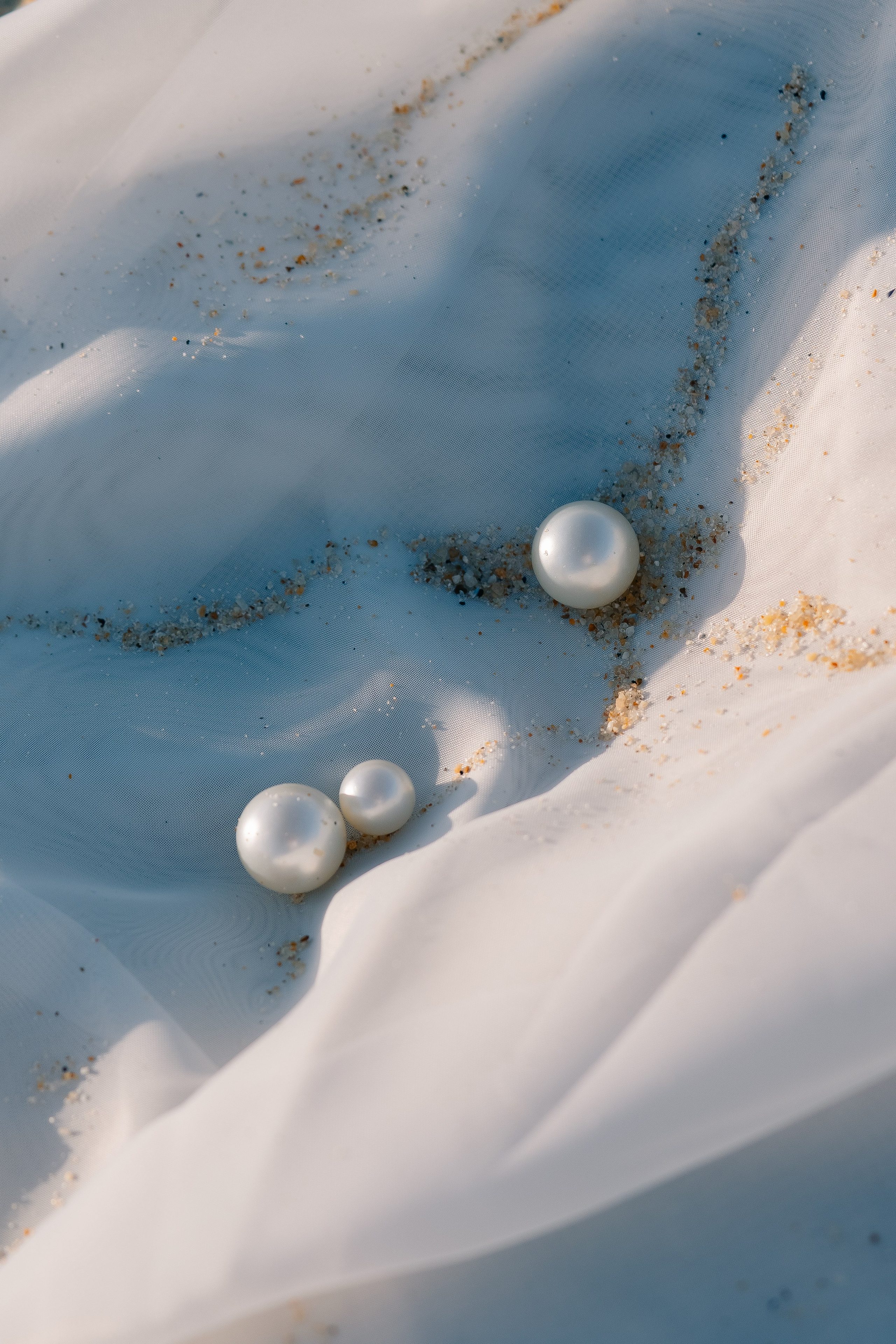 White Ocean Wedding. Maria Sher. Professional photographer from Porto, Portugal