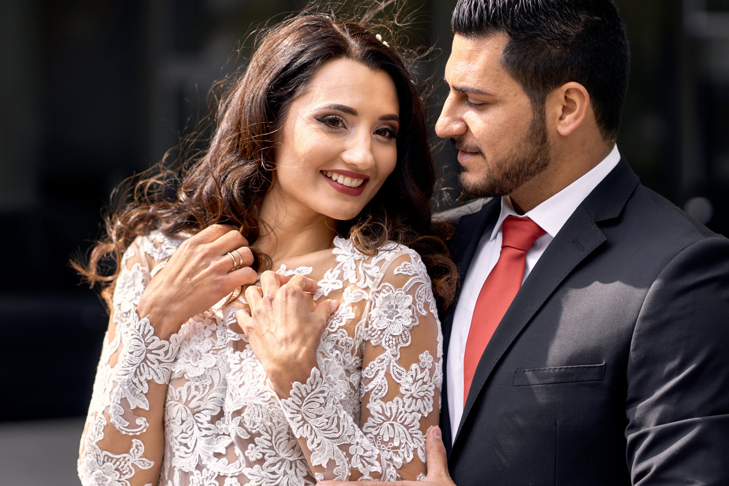 Ein wunderschönes Ehepaar in Frankfurt. Hochzeitsfotograf für Moers, Niederrhein, Düsseldorf, NRW und Deutschland