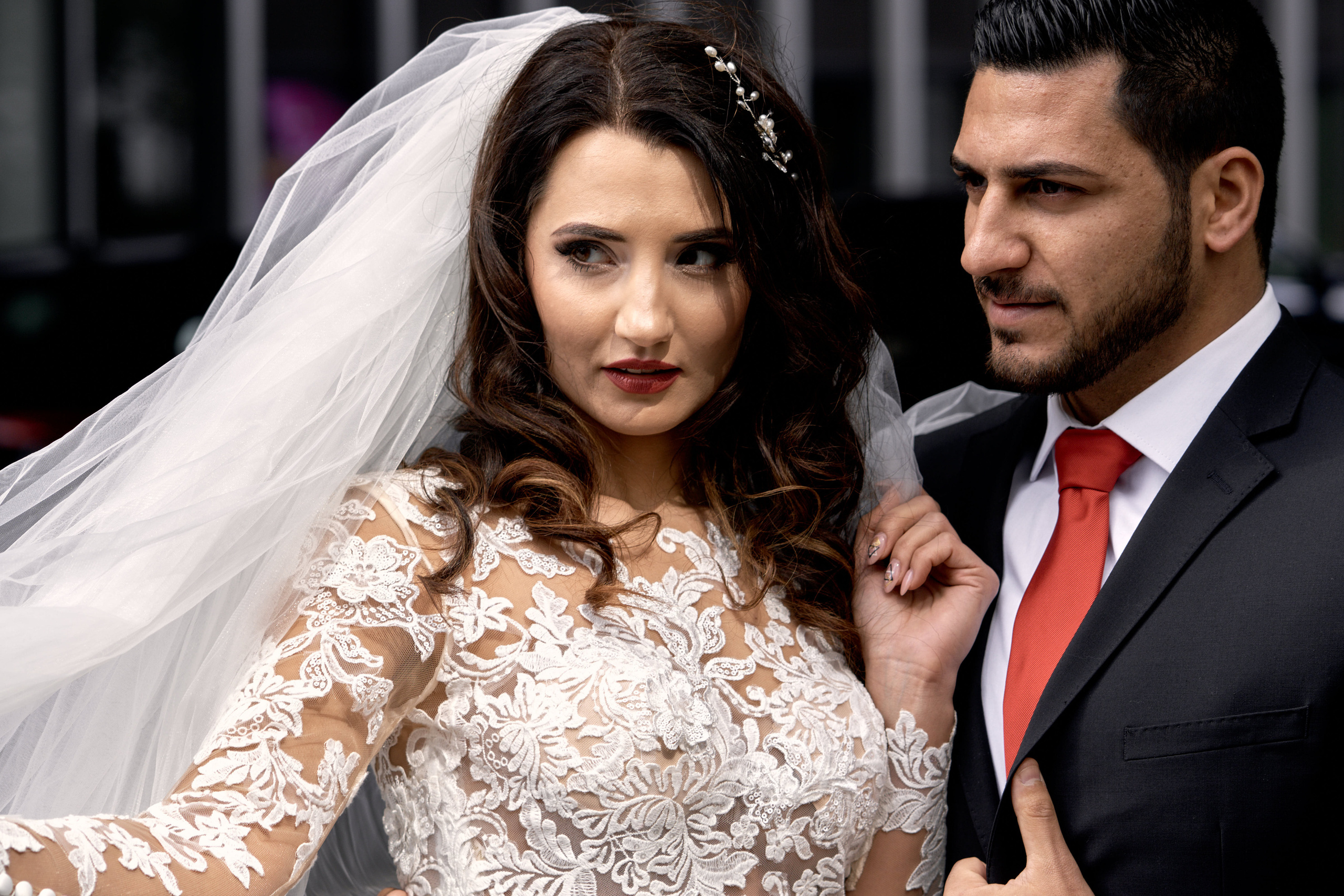 Ein wunderschönes Ehepaar in Frankfurt. Hochzeitsfotograf für Moers, Niederrhein, Düsseldorf, NRW und Deutschland