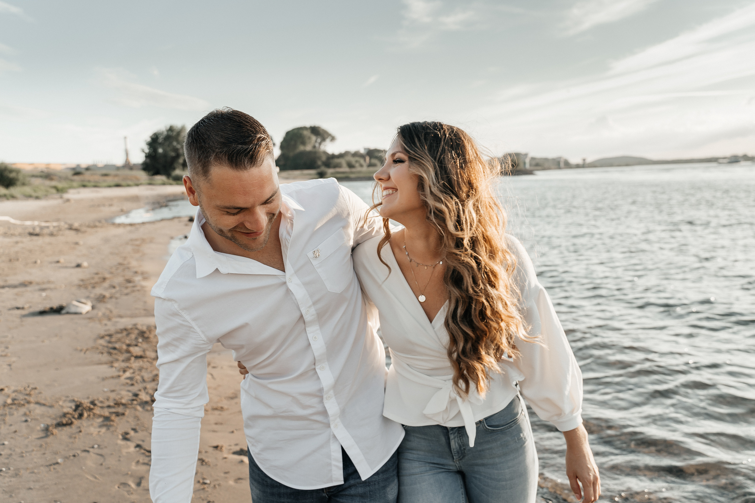 Lovestorys und Paarfotoshootings. Hochzeitsfotograf für Moers, Niederrhein, Düsseldorf, NRW und Deutschland