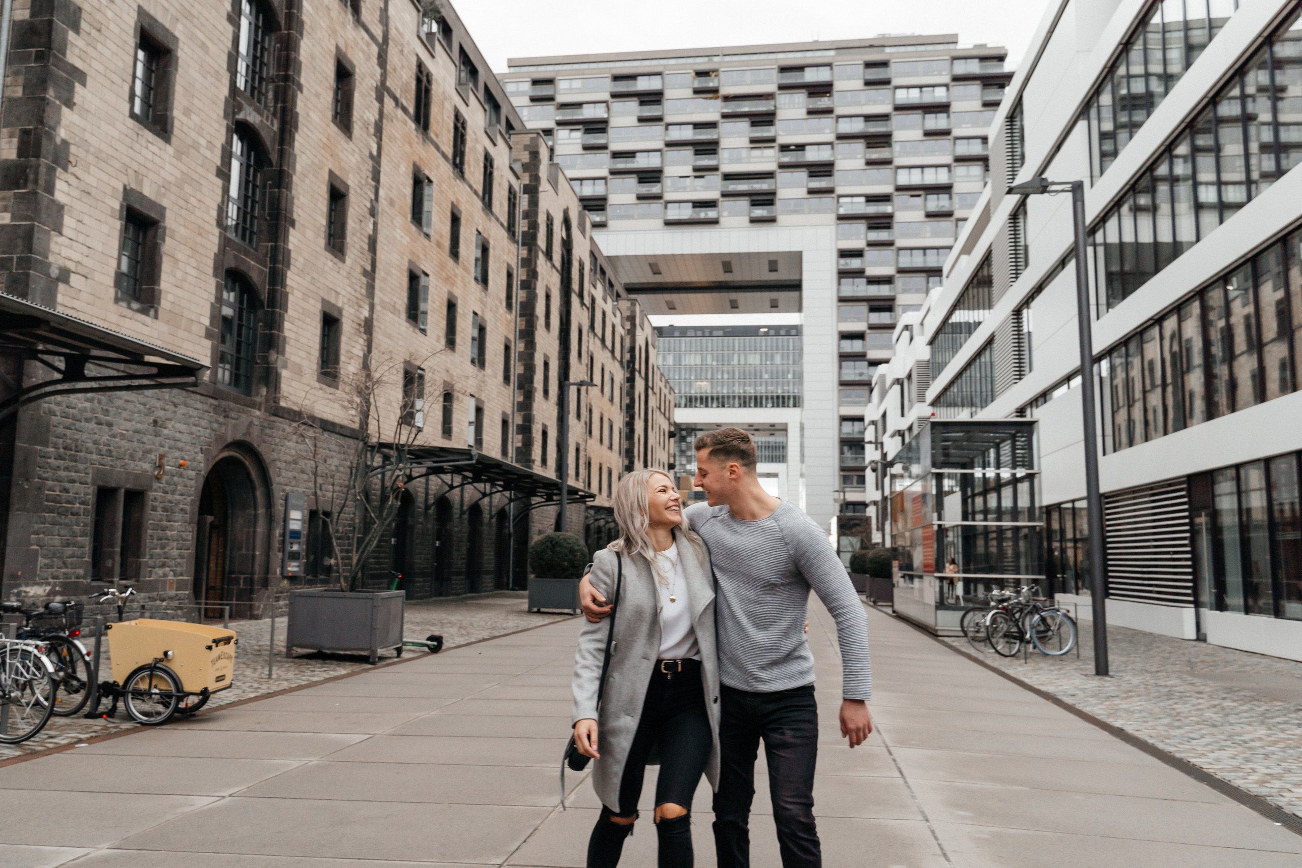 Lovestorys und Paarfotoshootings. Hochzeitsfotograf für Moers, Niederrhein, Düsseldorf, NRW und Deutschland