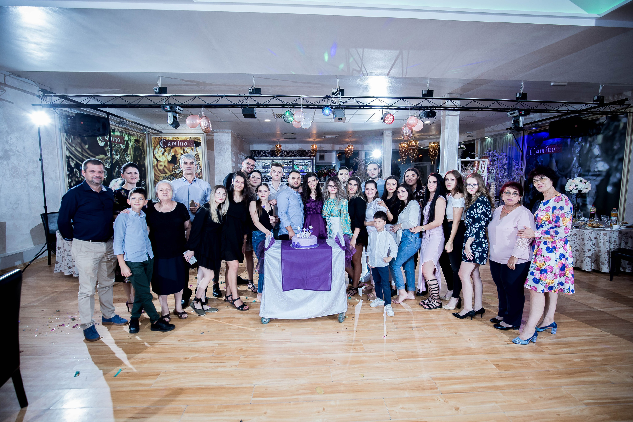 Majorate. Dream Studio Galați – ședințe foto profesionale pentru familie, portrete și evenimente