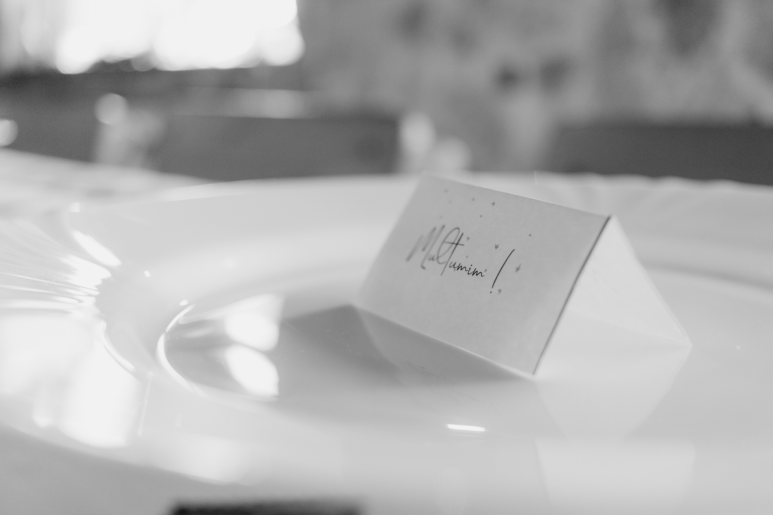 Razvan. Fotograf si videograf — evenimente si studio