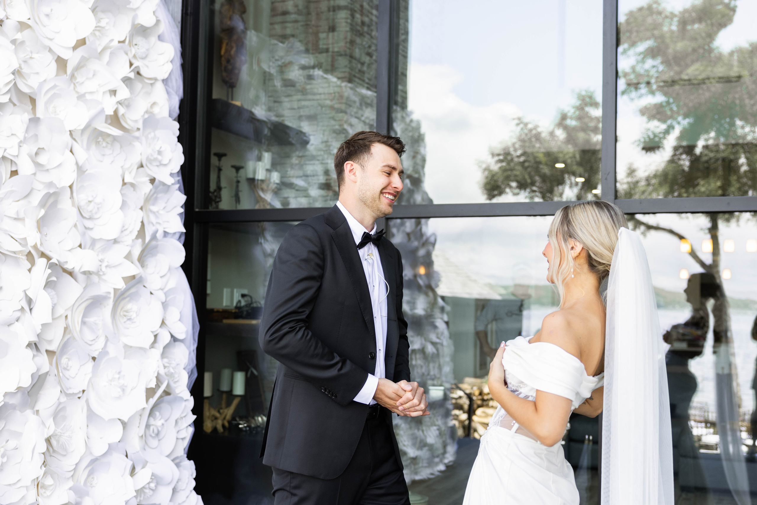 Beautiful Lakeside Wedding Photography. Wedding photography and videography in Regina, Saskatchewan