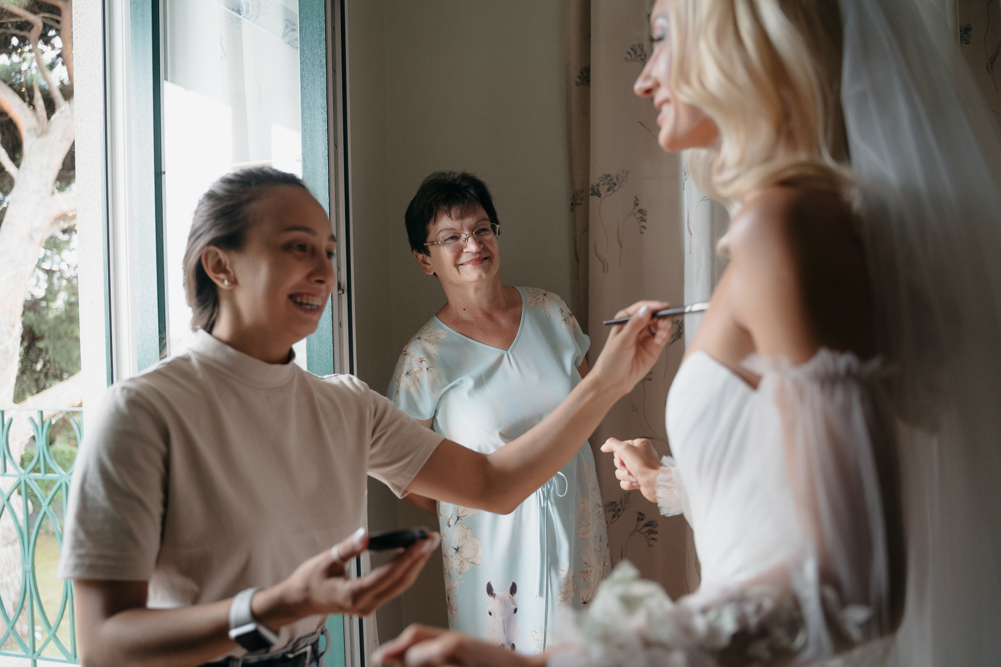 A Fire in the Pool. Wedding photograper — Alex Popov photography Germany, Switzerland, Italy, France. Based in Stuttgart