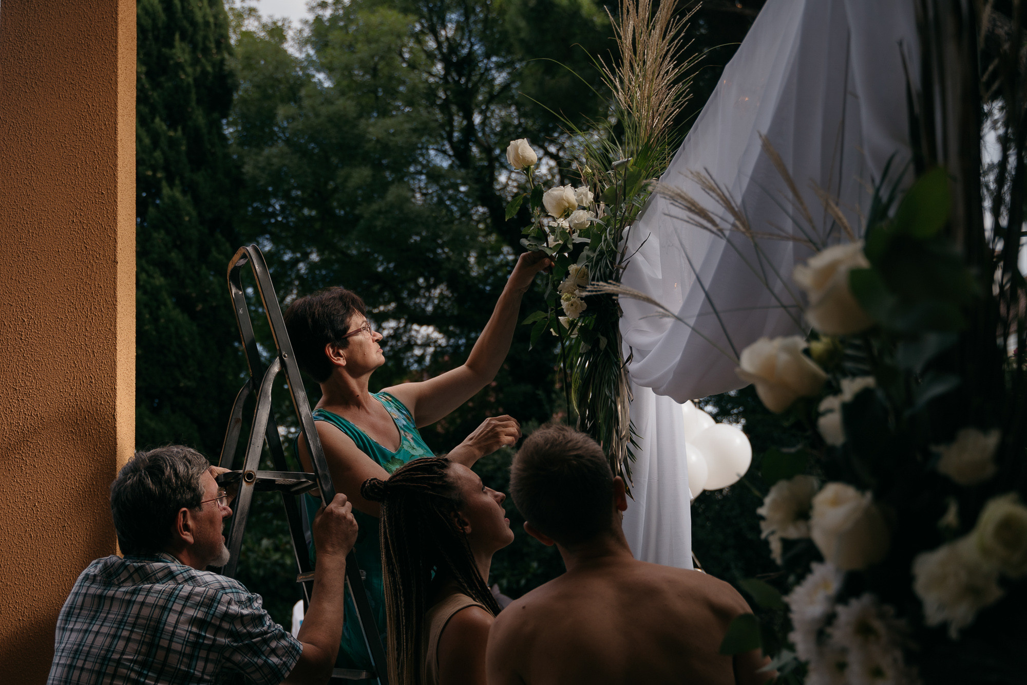 A Fire in the Pool. Wedding photograper — Alex Popov photography Germany, Switzerland, Italy, France. Based in Stuttgart