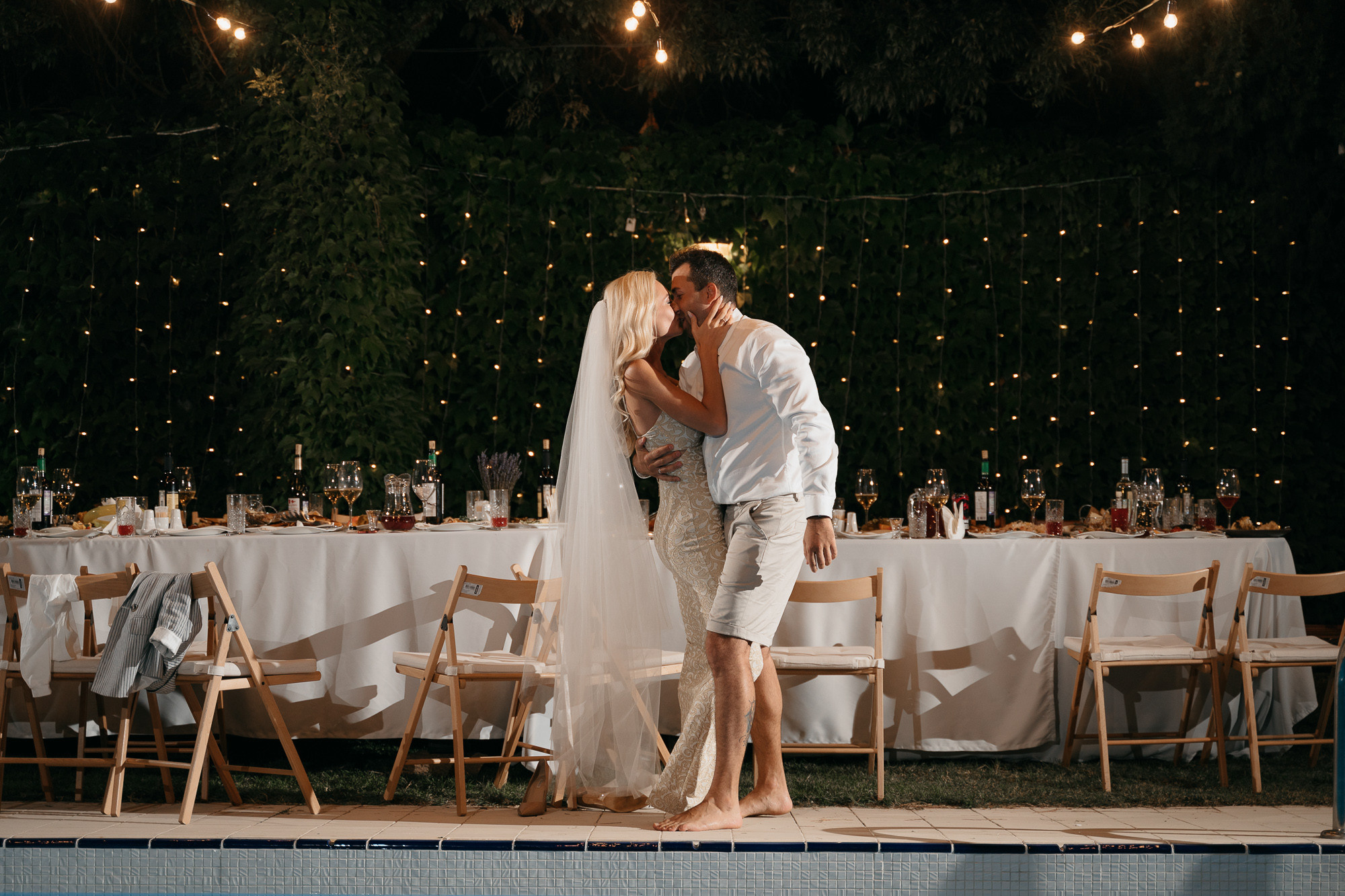 A Fire in the Pool. Wedding photograper — Alex Popov photography Germany, Switzerland, Italy, France. Based in Stuttgart