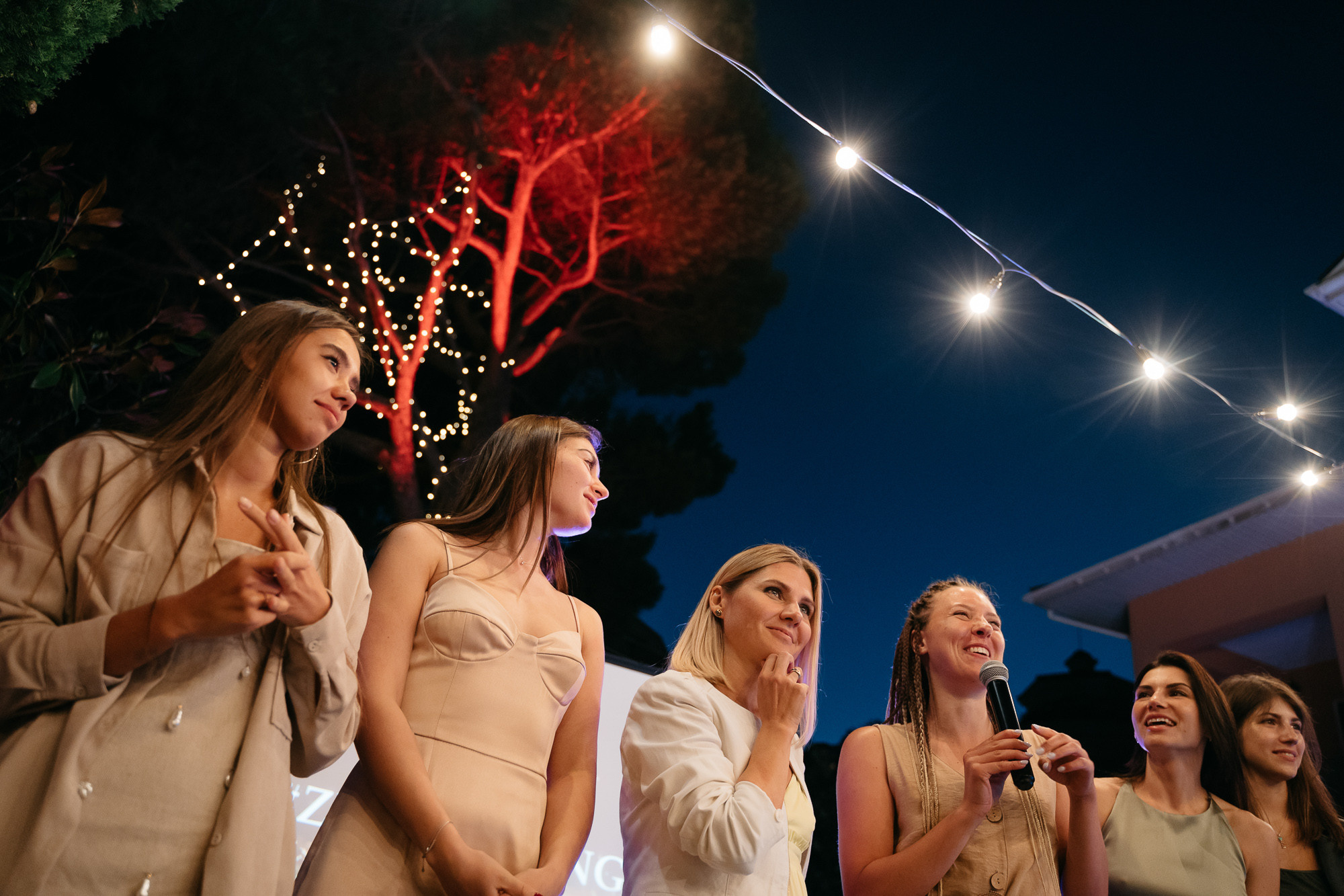 A Fire in the Pool. Wedding photograper — Alex Popov photography Germany, Switzerland, Italy, France. Based in Stuttgart