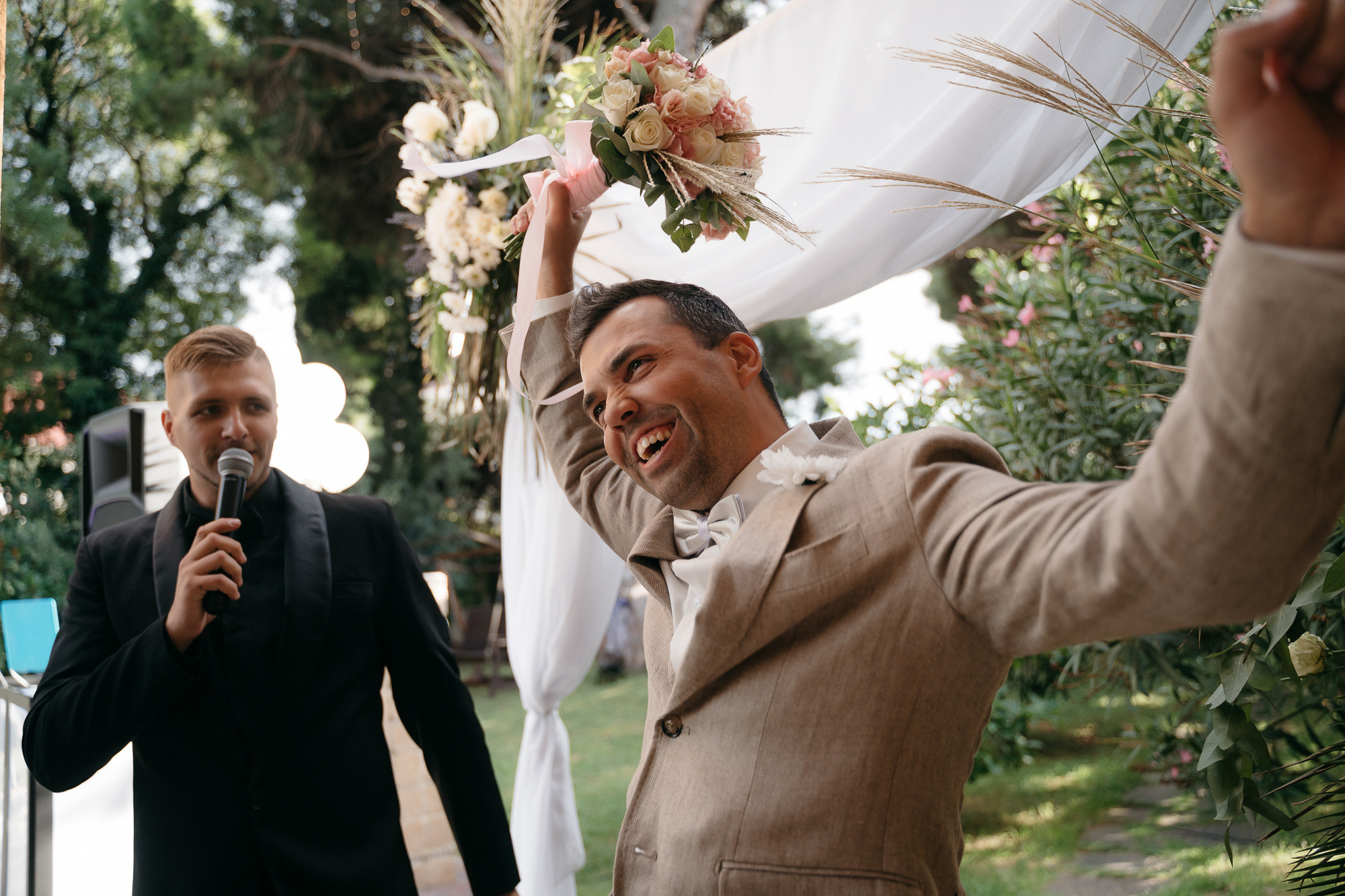 A Fire in the Pool. Wedding photograper — Alex Popov photography Germany, Switzerland, Italy, France. Based in Stuttgart
