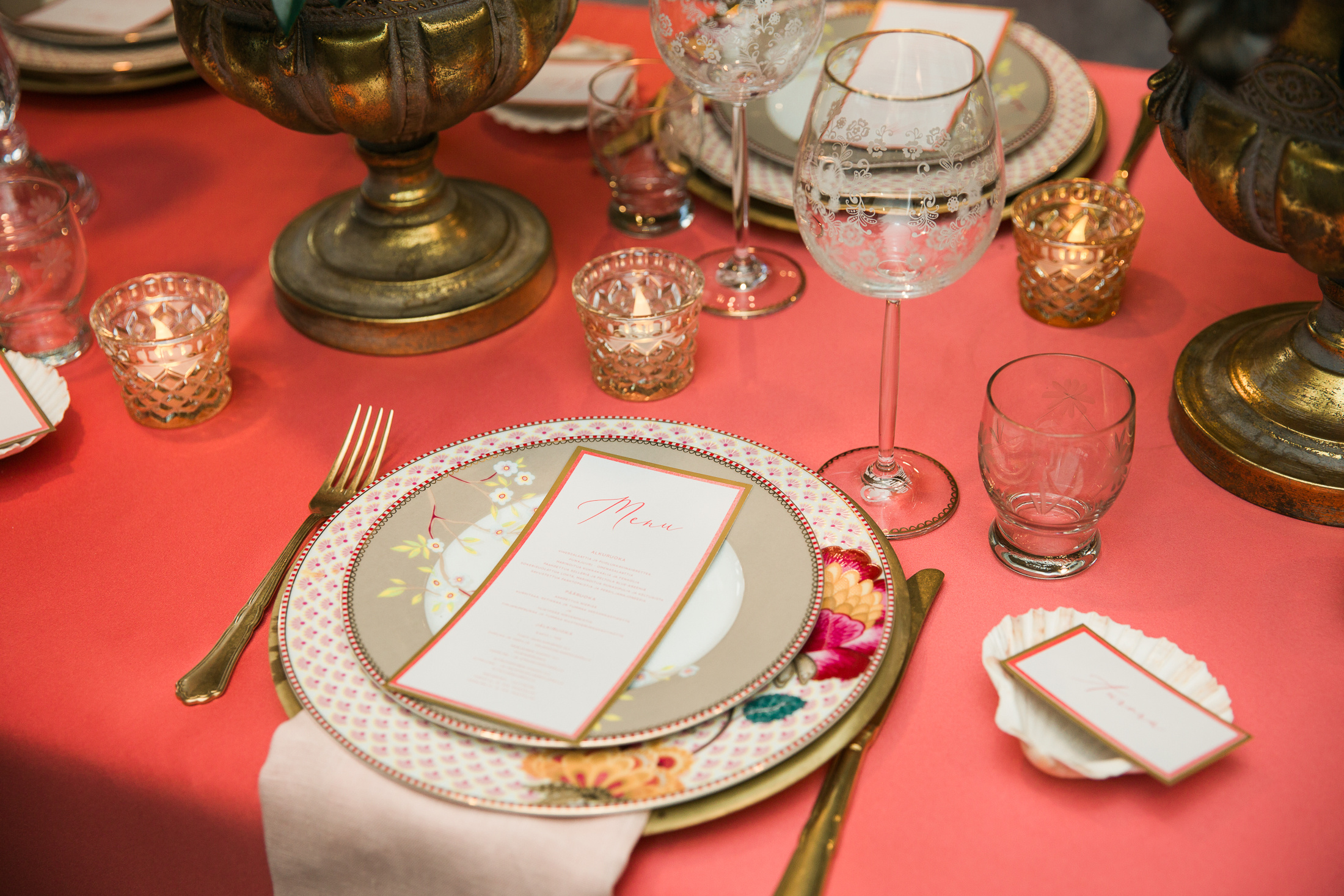 Crocus paperi - tuotekuvat