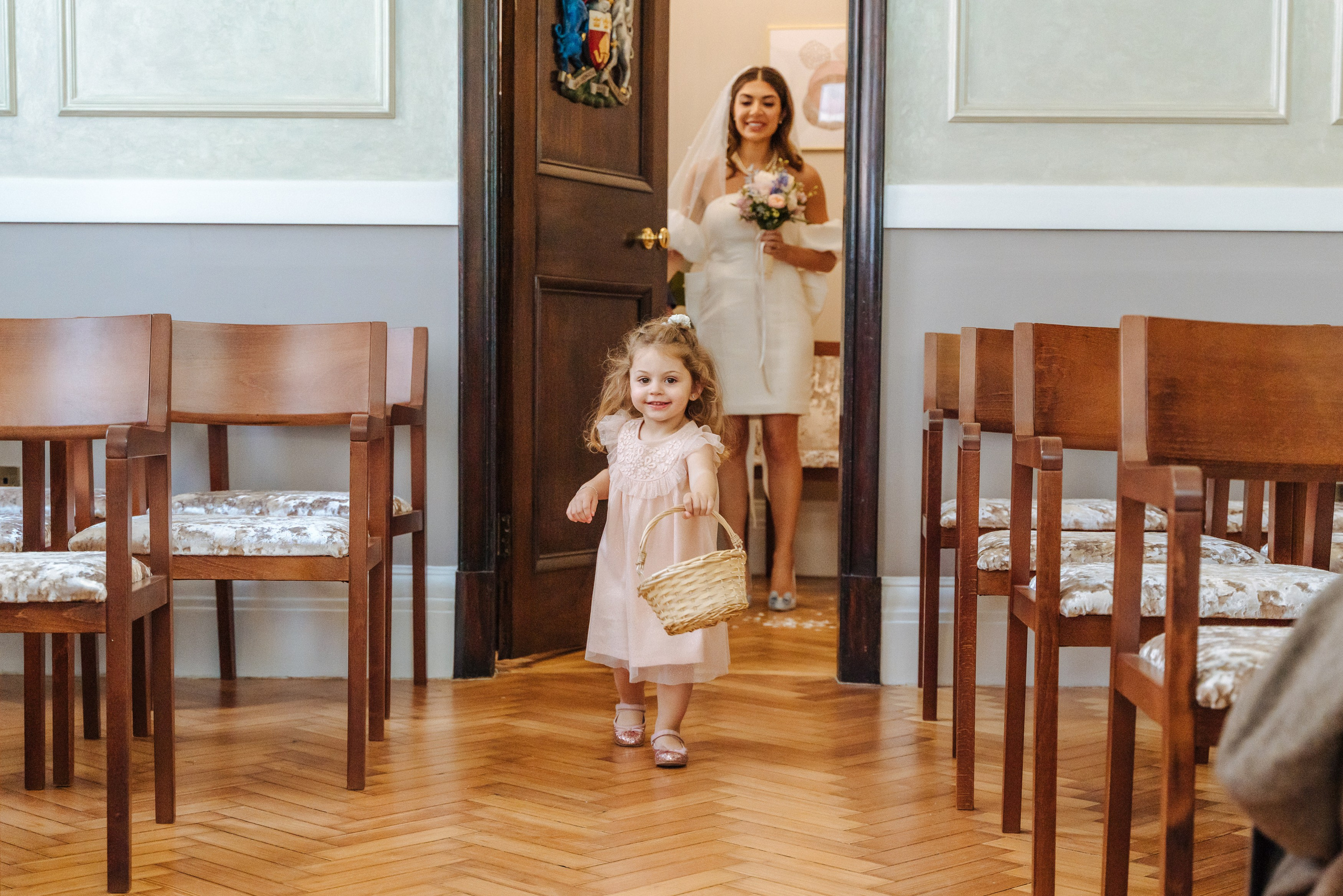 Civil ceremony at Chelsea Old Town Hall,  Wedding in Chelsea, Wedding in London,  wedding photographer in Chelsea, wedding photographer in London