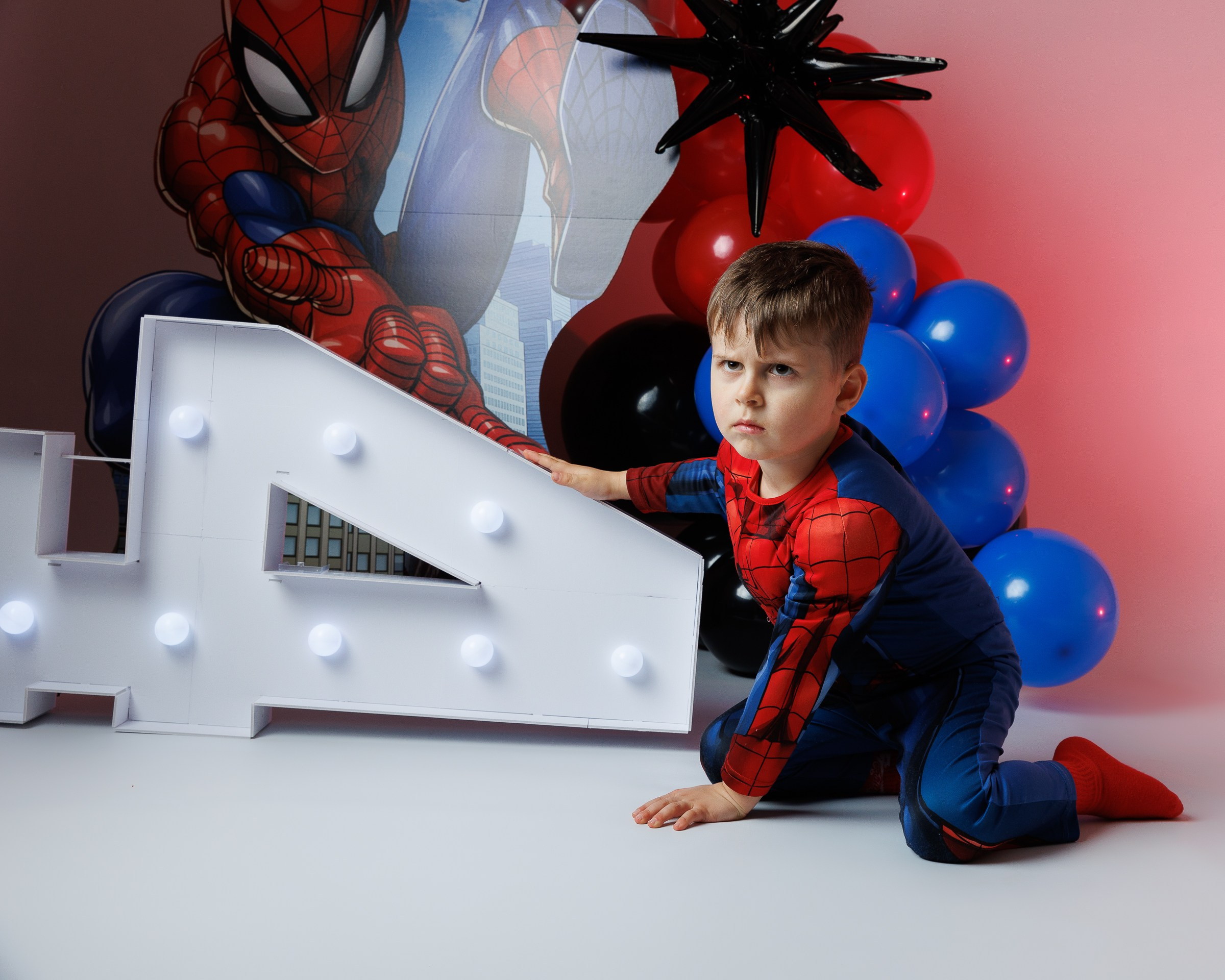 ValStudio. Https://valphoto.wfolio.pro/