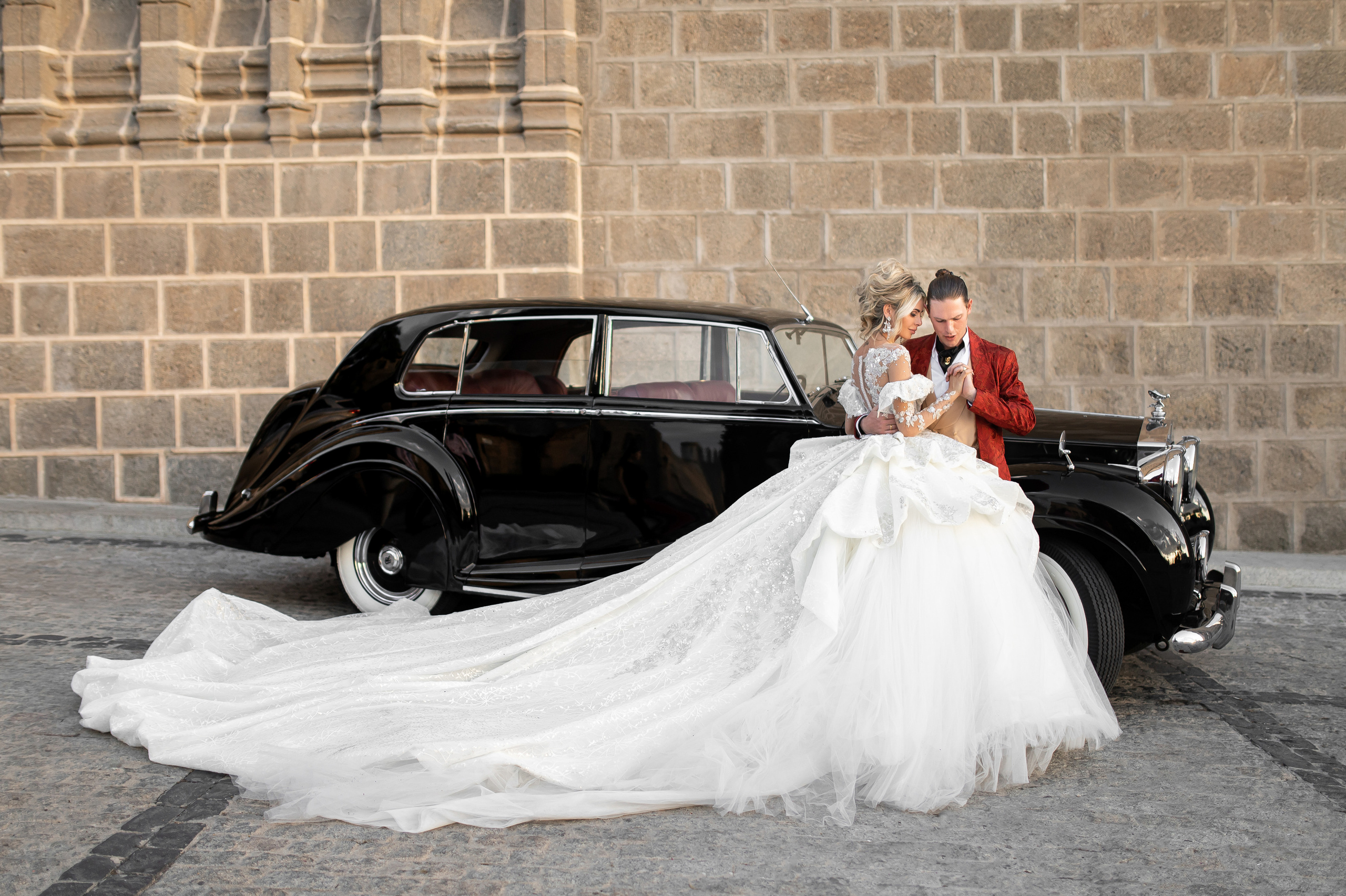 Alexander & Cayetana. Wedding photographer in Spain