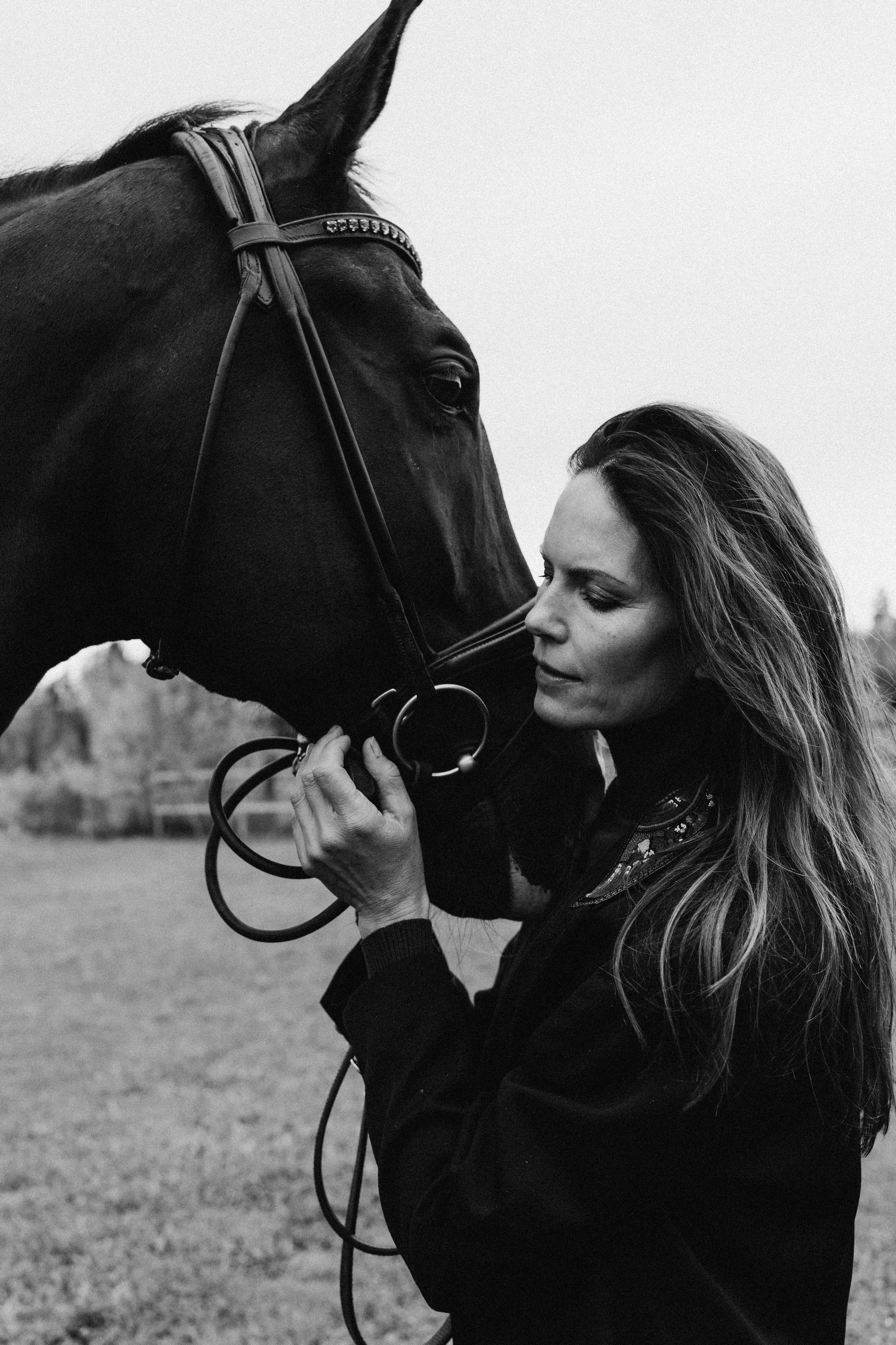 Susanna Hyypiä. Wedding and portrait photographer in Helsinki Vickan O