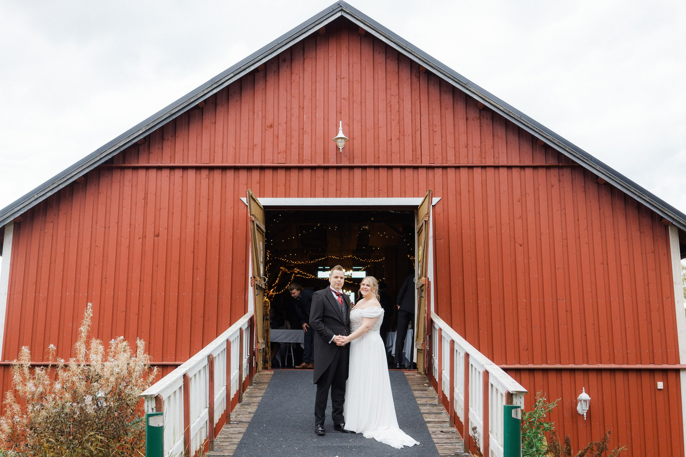 Sarah&Teemu, Hääkuvaus Kytäjän juhlatila, Hyvinkää