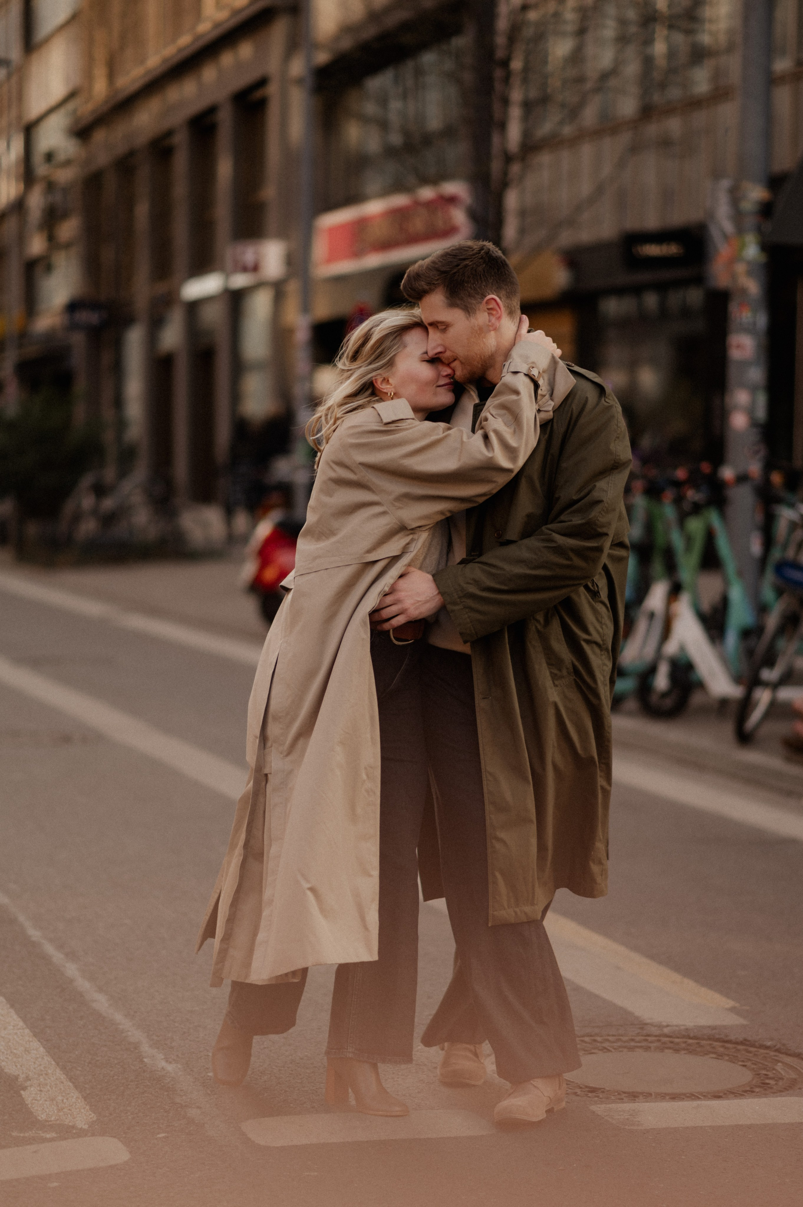 Because your love matters | City walk. Фотограф в Нюрнберге Ирина Менерт из Ансбаха