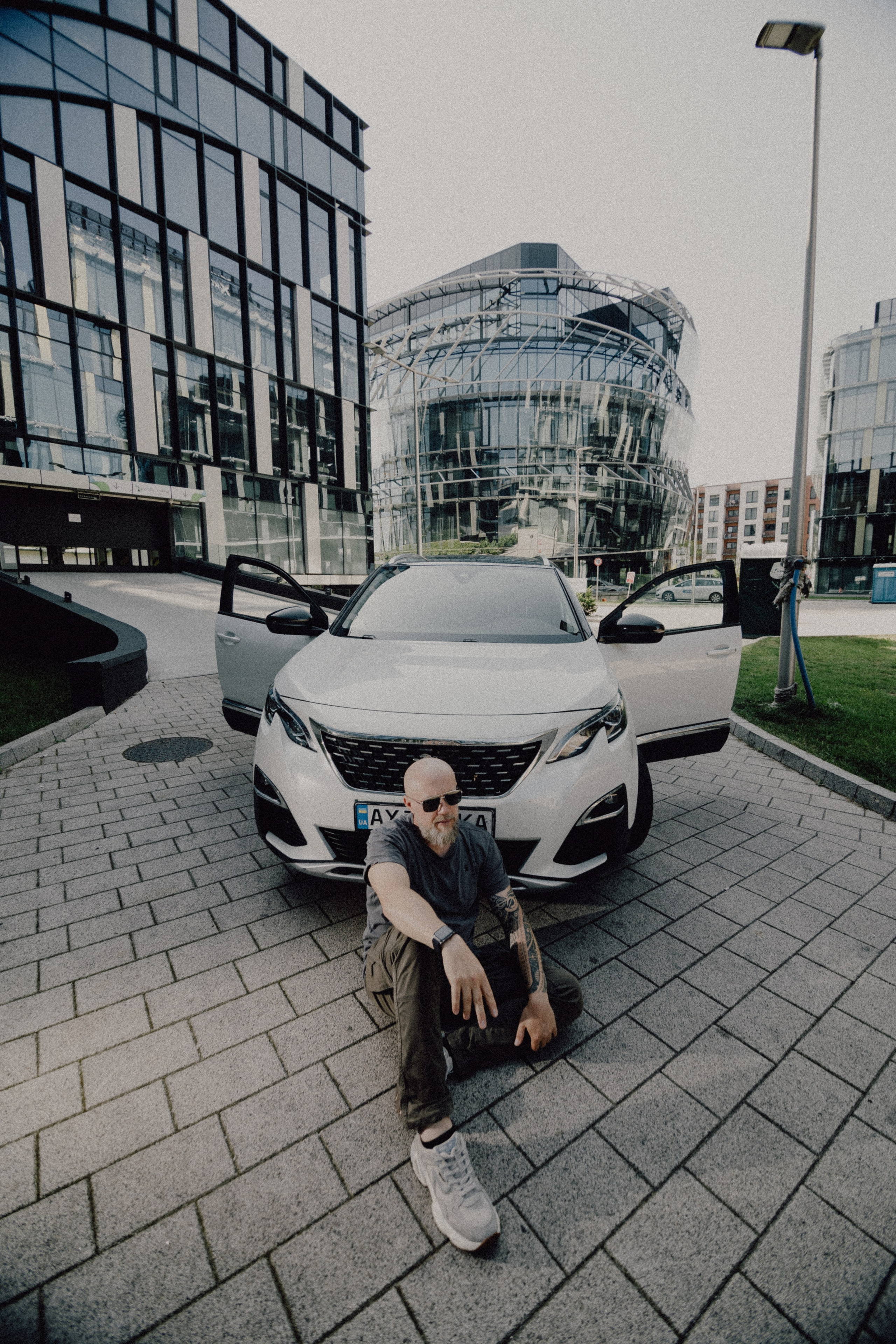 Individual. Wedding photographer and videographer Europe