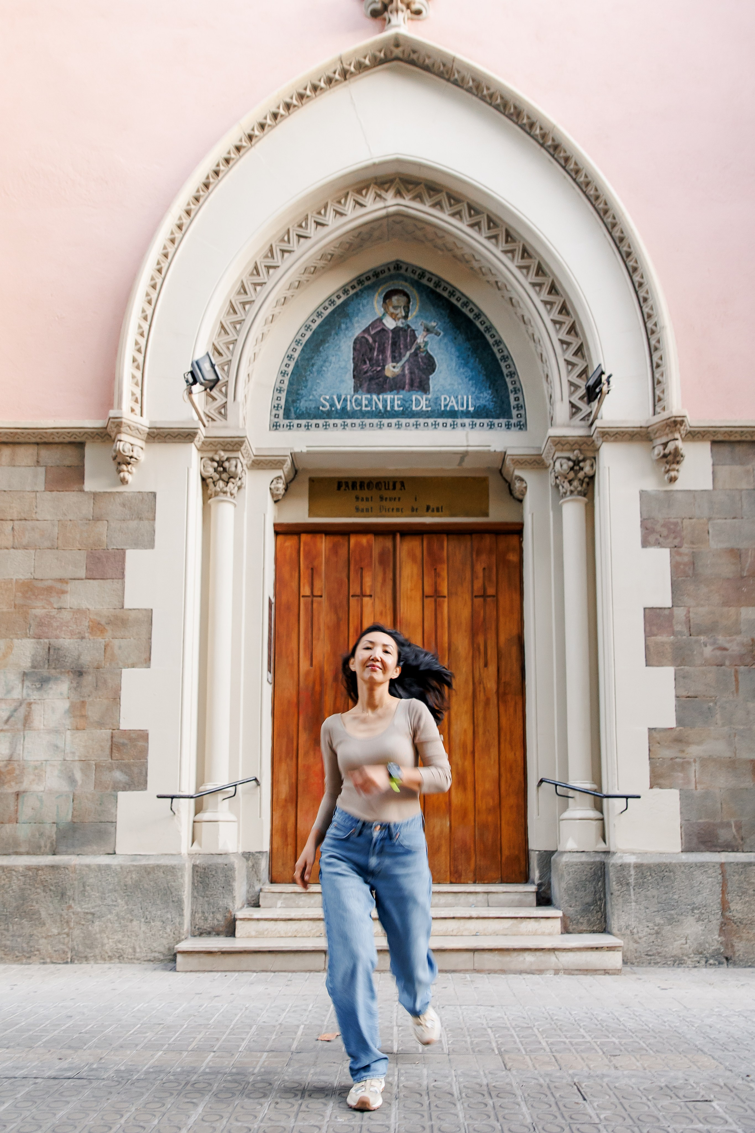 Madina in Barcelona. Wedding Photographer in Barcelona Lana Alekhina