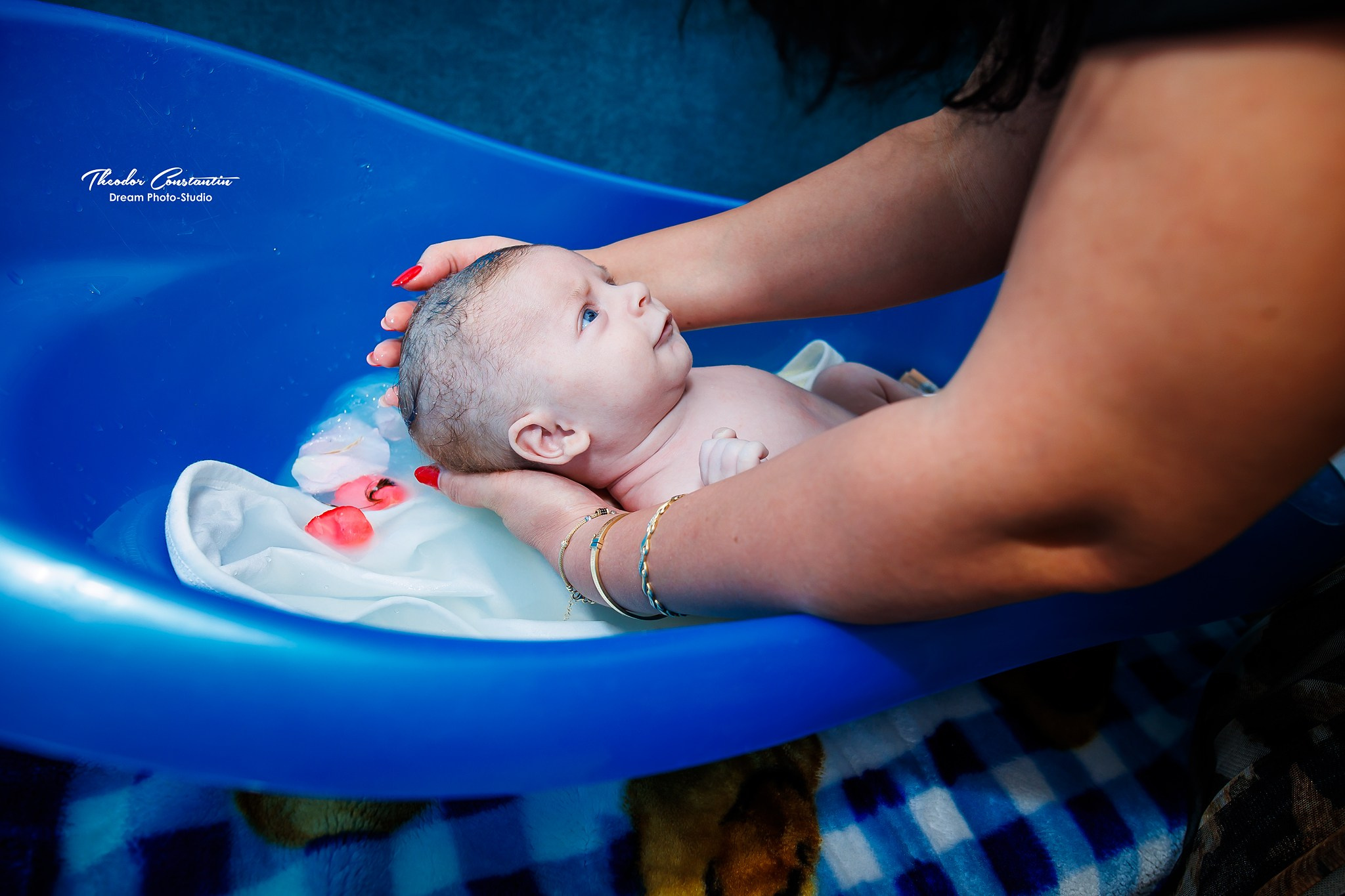 Botez. Dream Studio Galați – ședințe foto profesionale pentru familie, portrete și evenimente